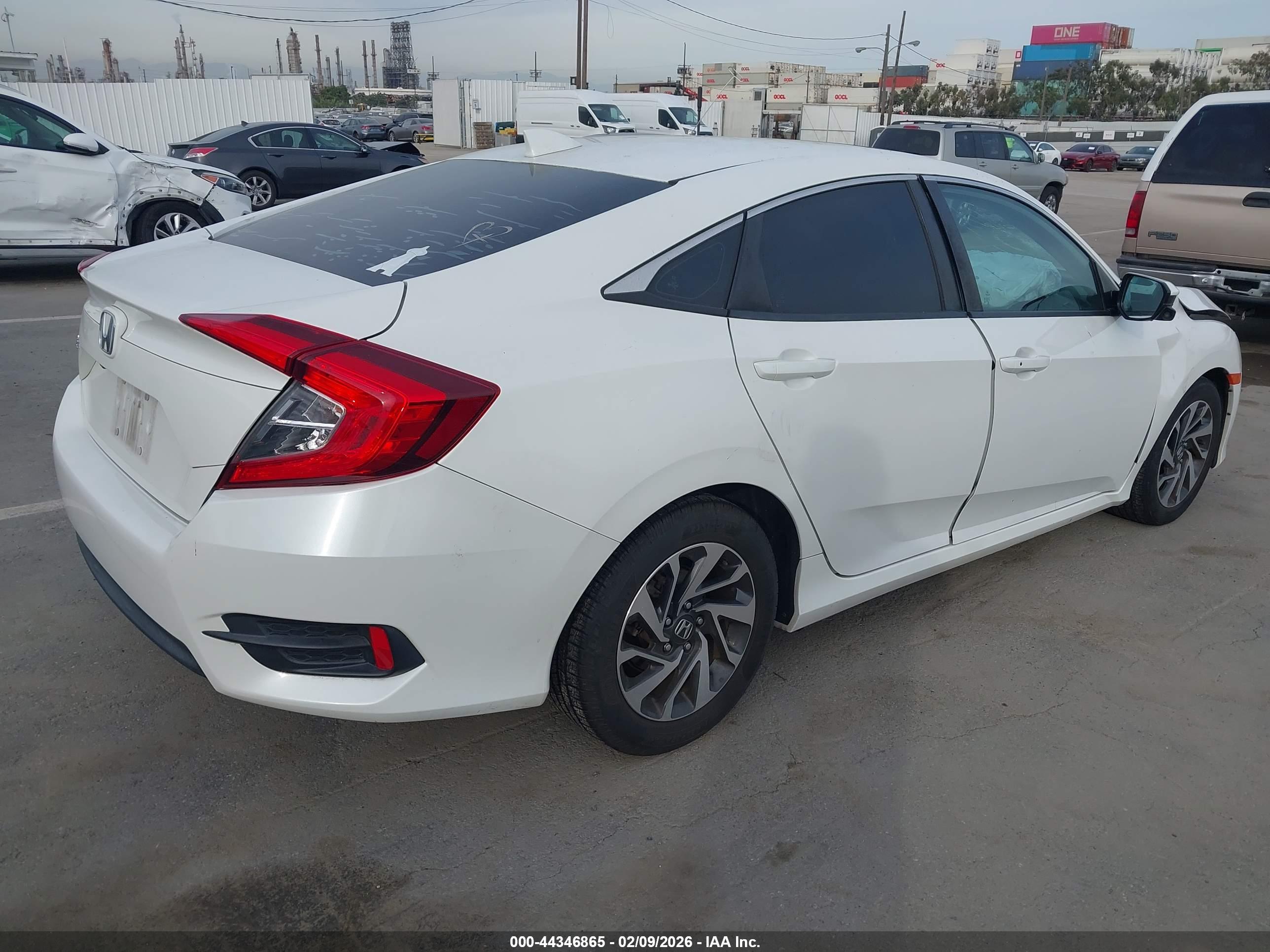 HONDA CIVIC image 4