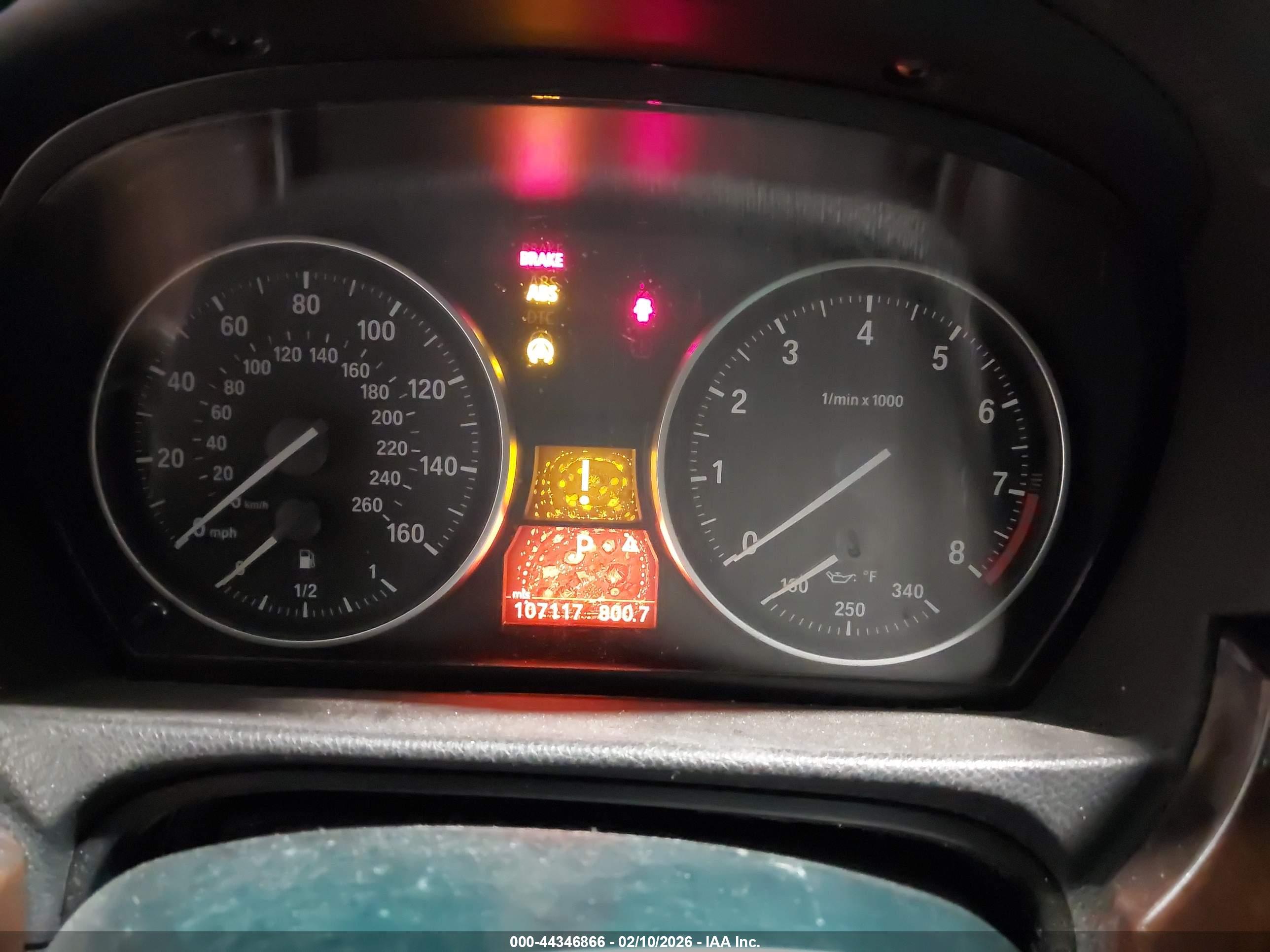 BMW 335I image 7