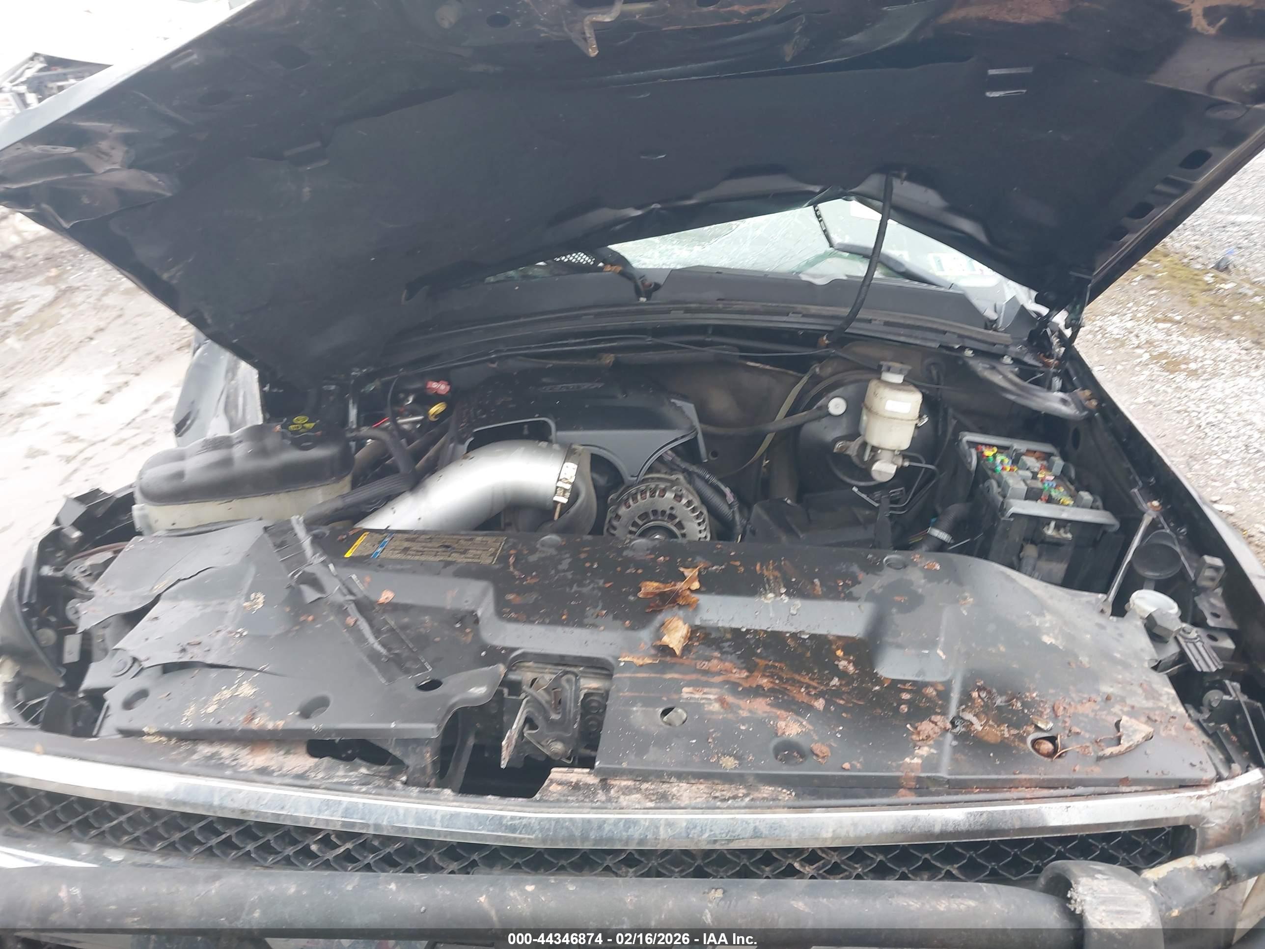 CHEVROLET SILVERADO image 10