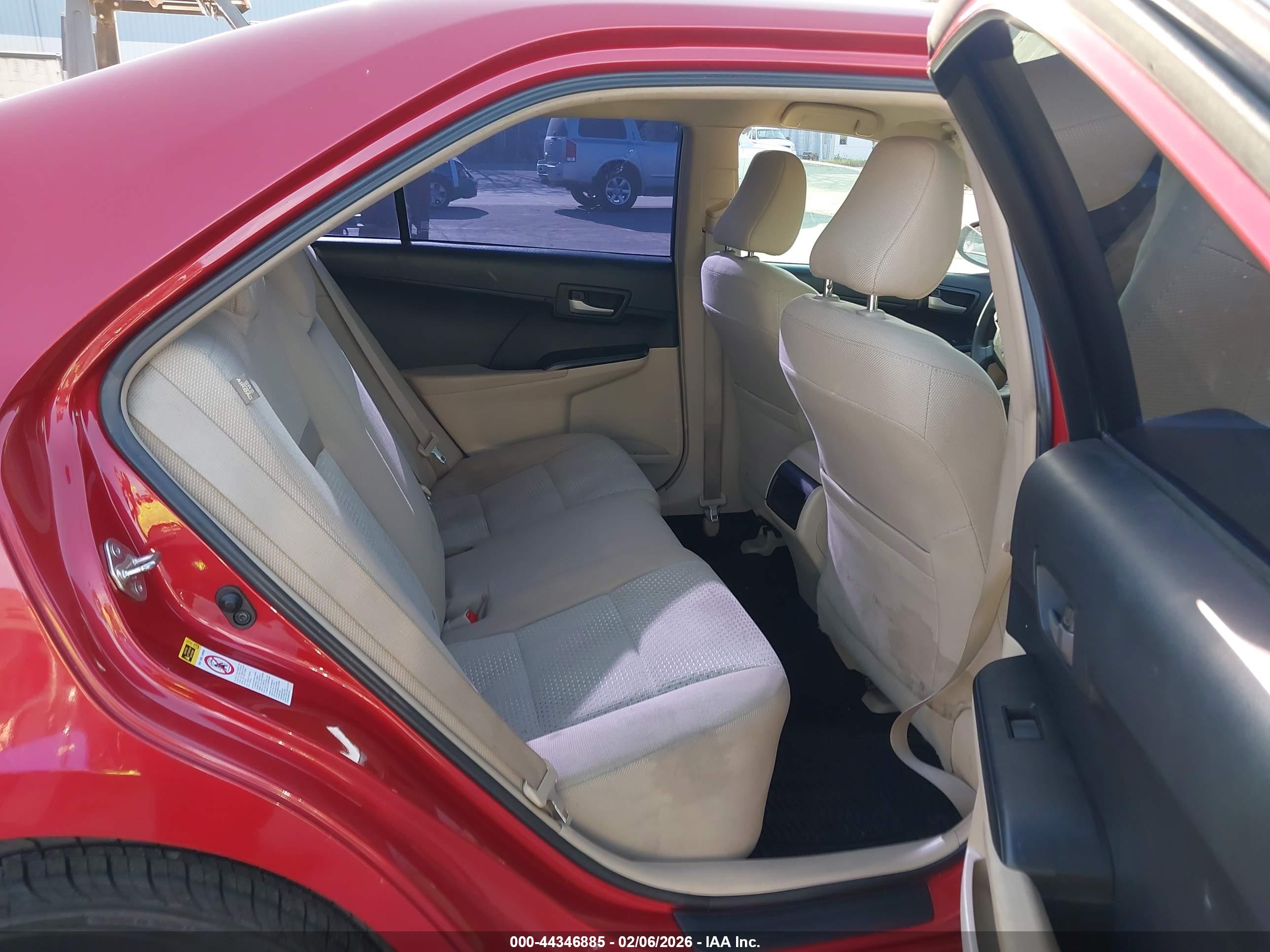 TOYOTA CAMRY image 8