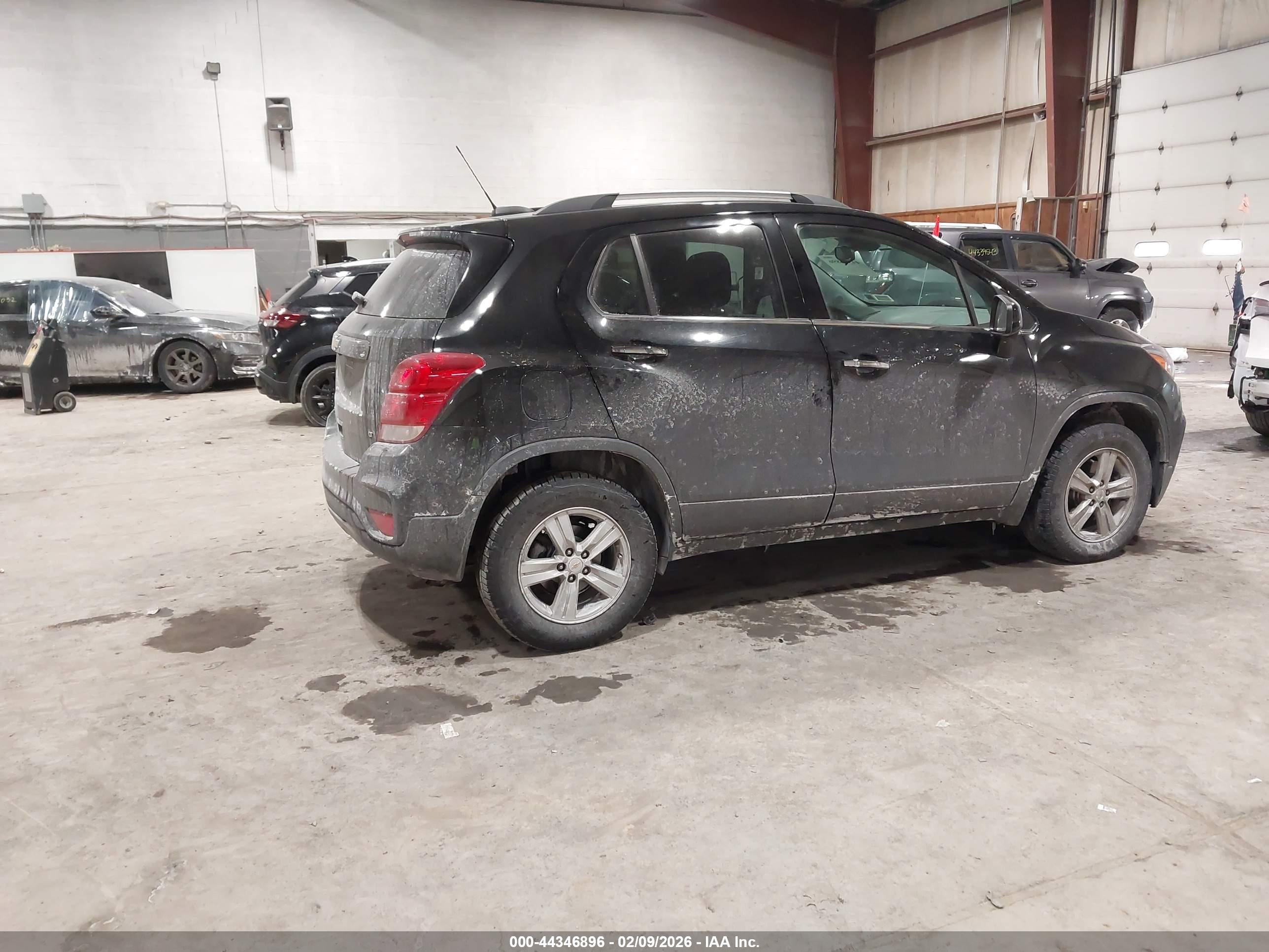 CHEVROLET TRAX image 4