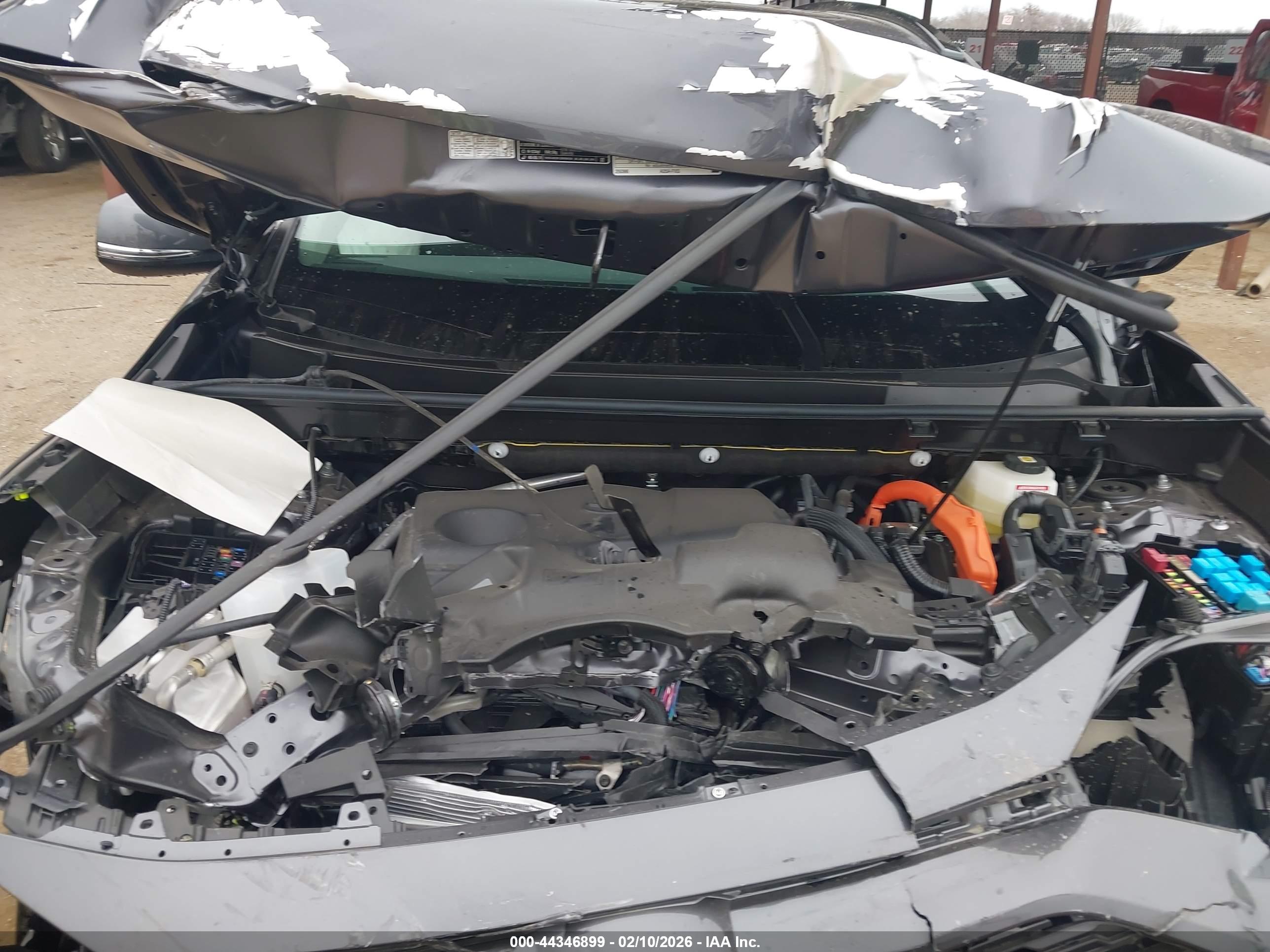 TOYOTA RAV4 image 10