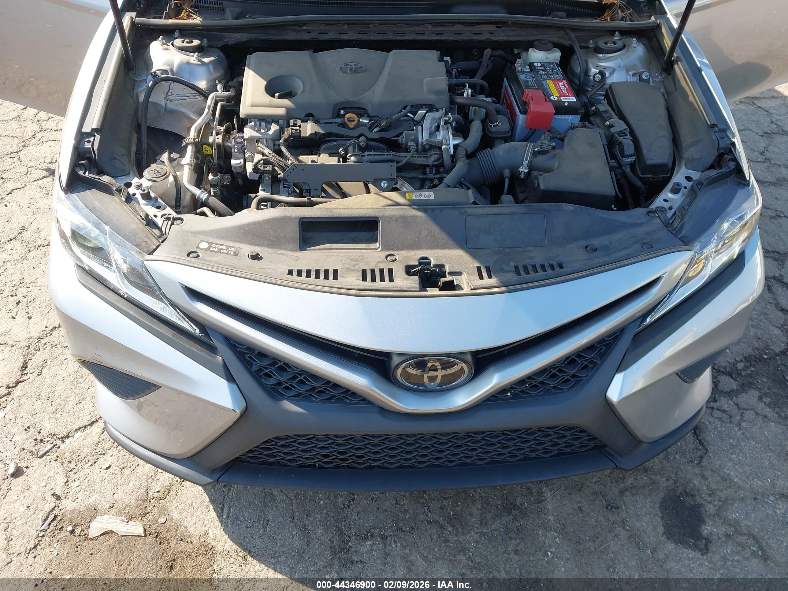 TOYOTA CAMRY image 10