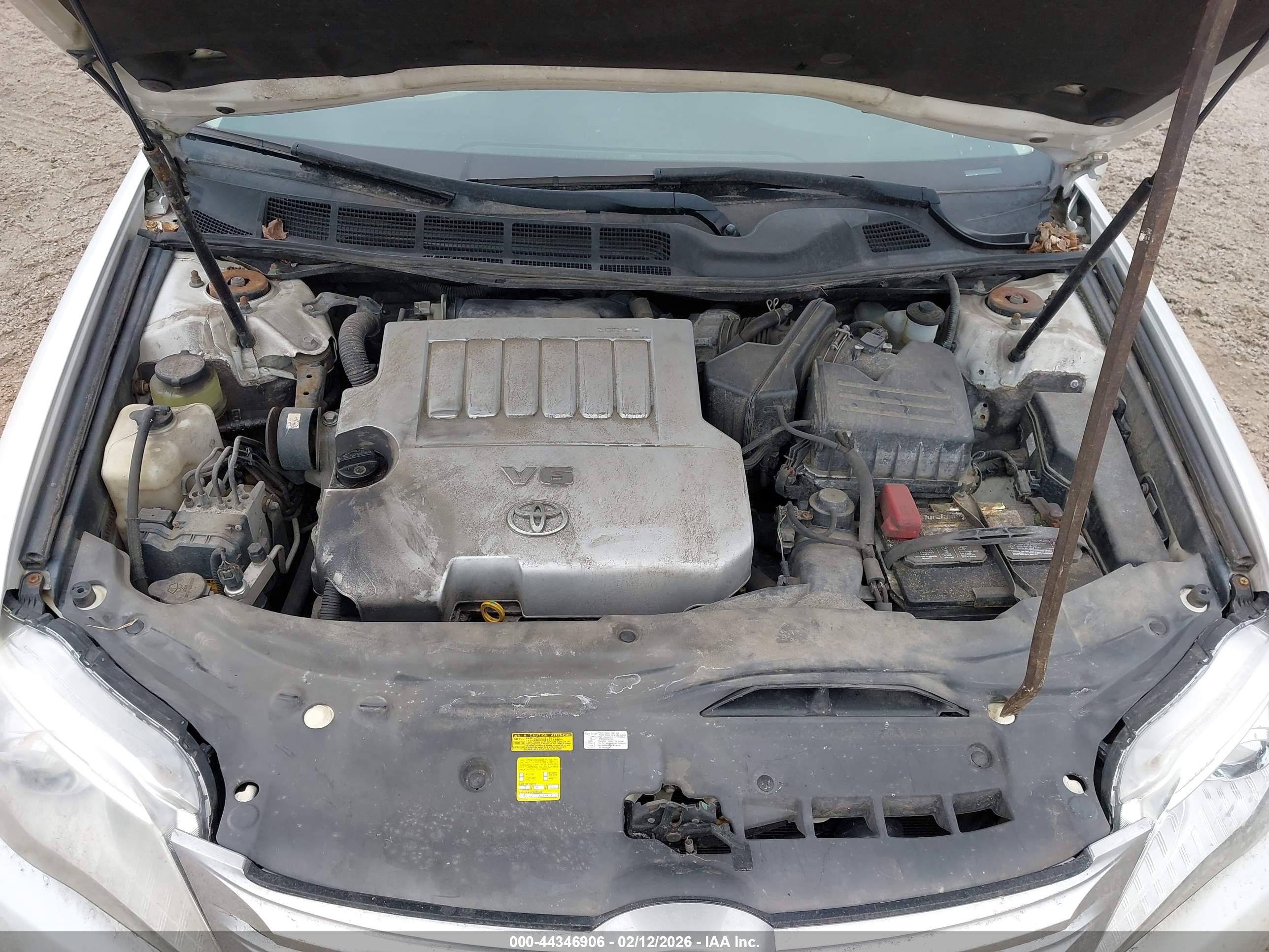 TOYOTA AVALON image 10