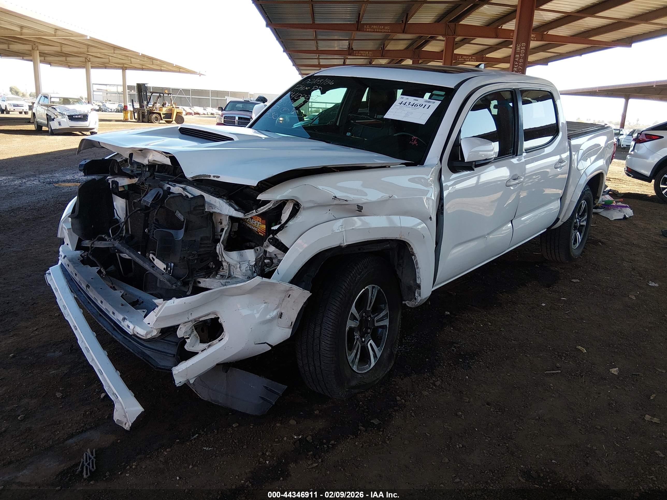 TOYOTA TACOMA image 2