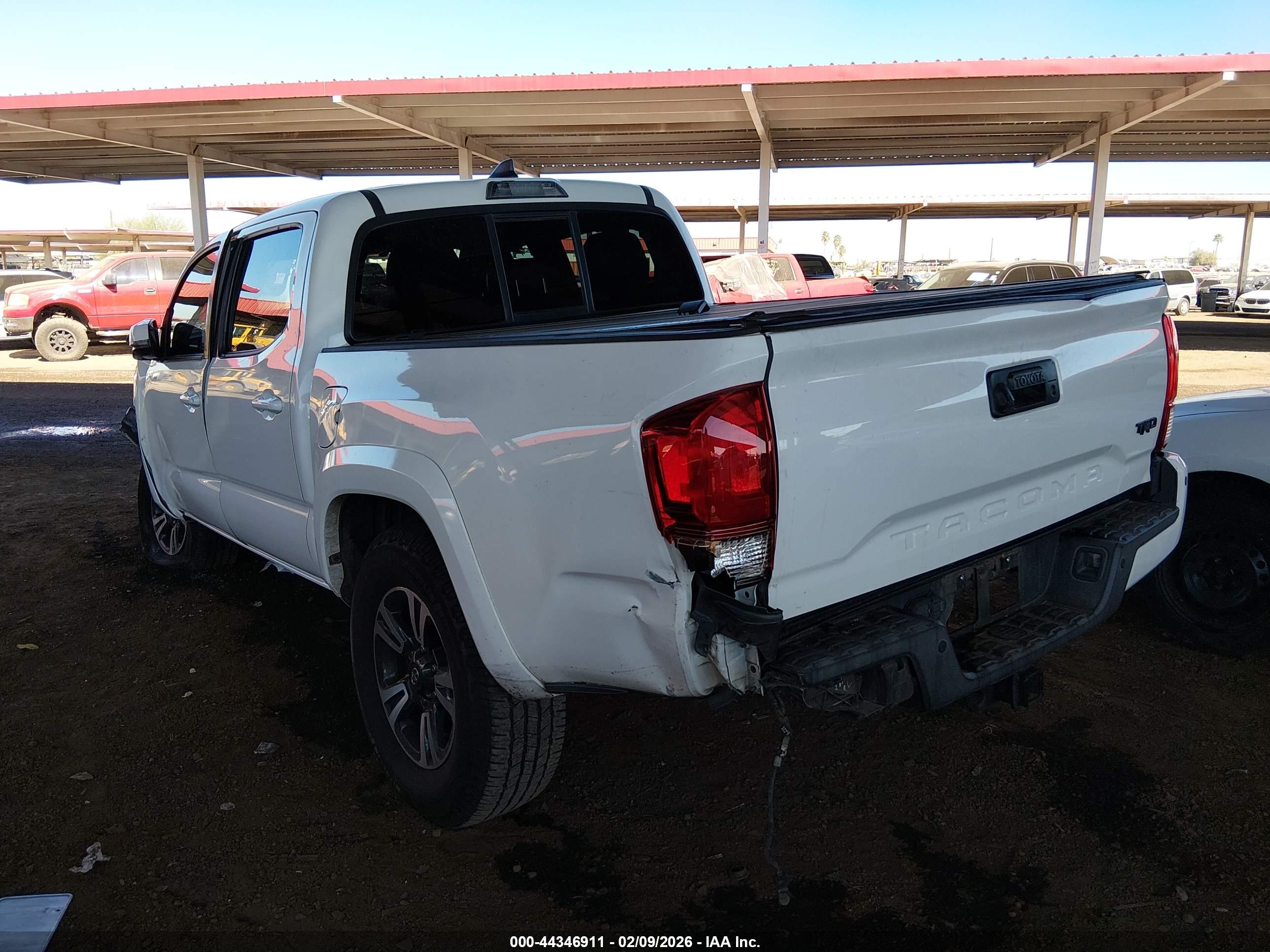 TOYOTA TACOMA image 3