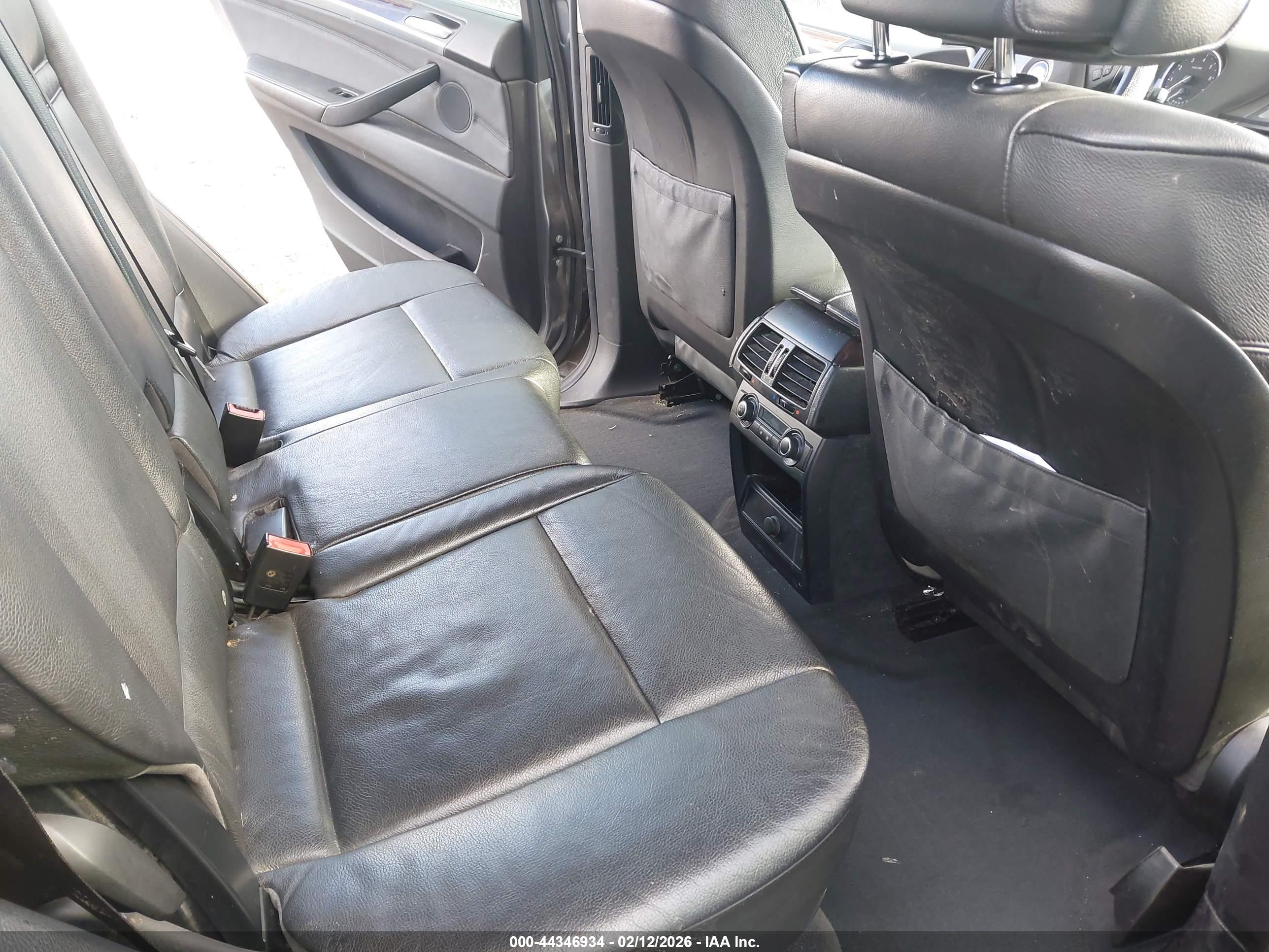 BMW X5 image 8