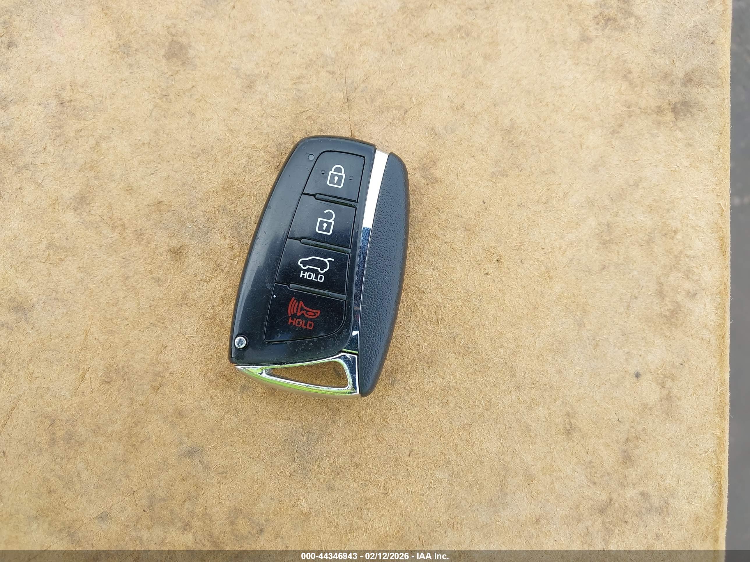 HYUNDAI SANTA image 11