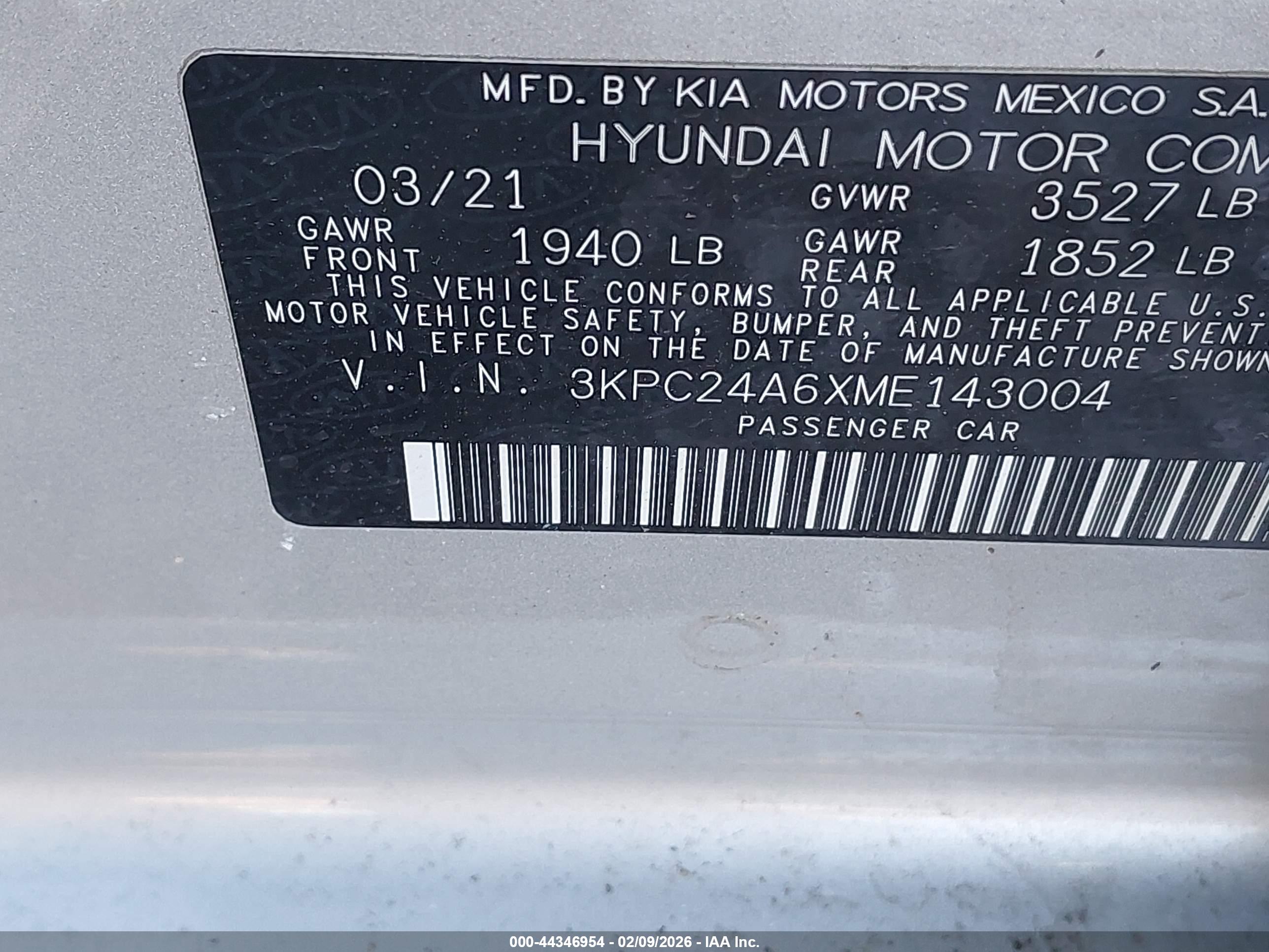 HYUNDAI ACCENT image 9