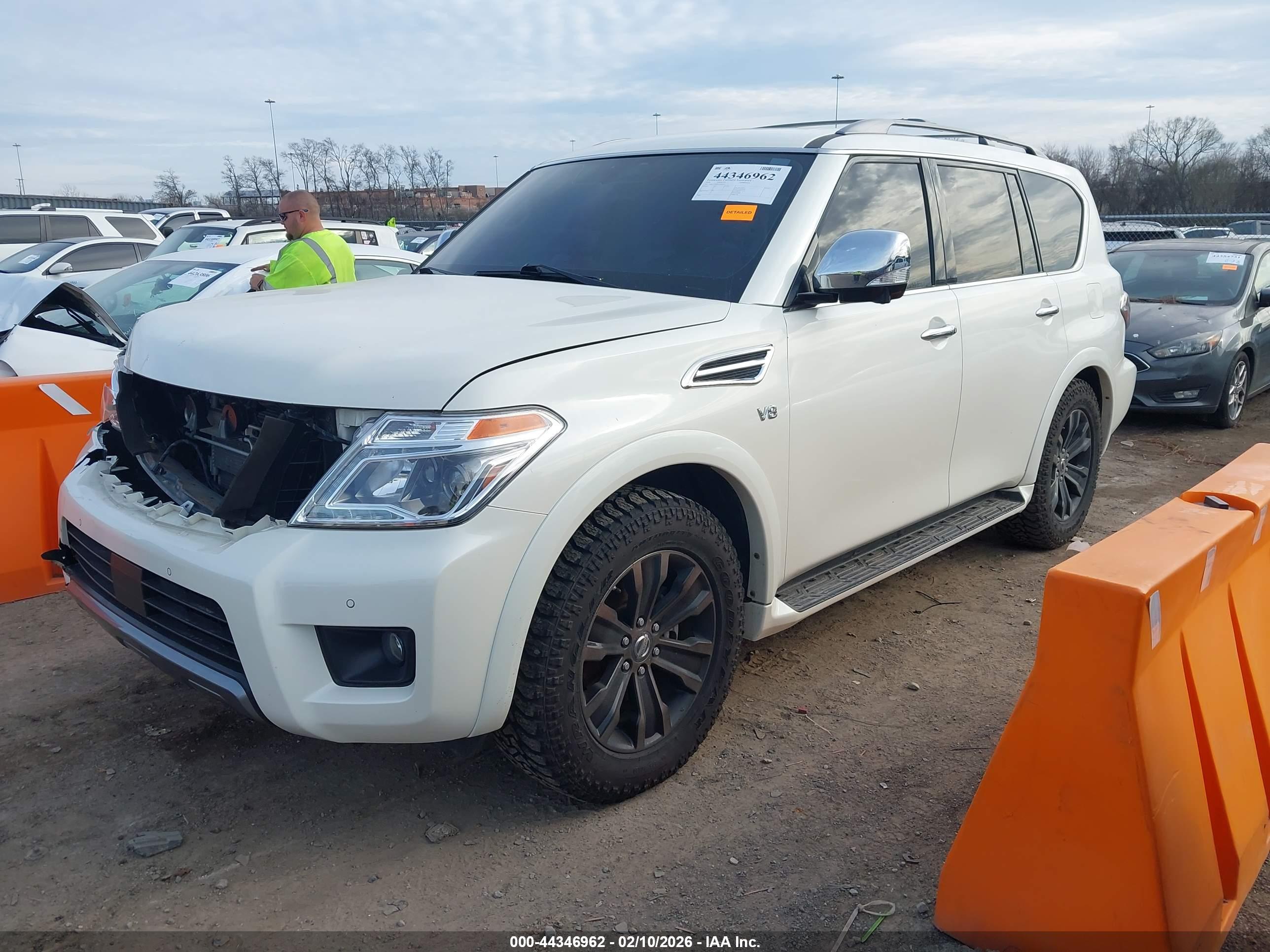 NISSAN ARMADA image 2