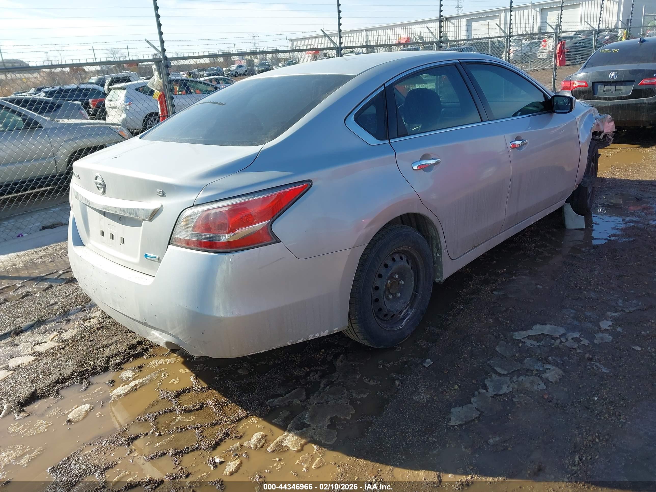 NISSAN ALTIMA image 4