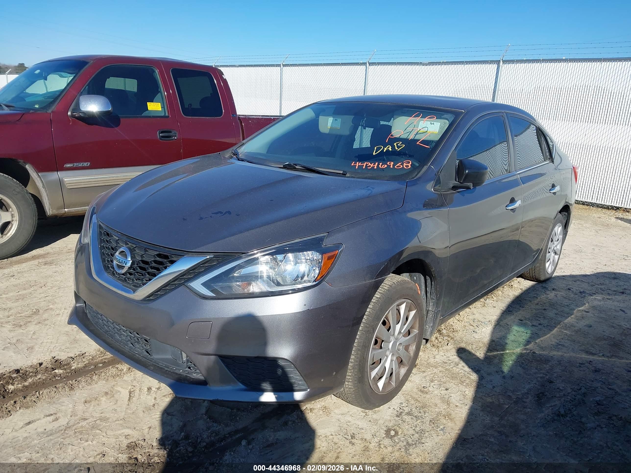 NISSAN SENTRA image 2