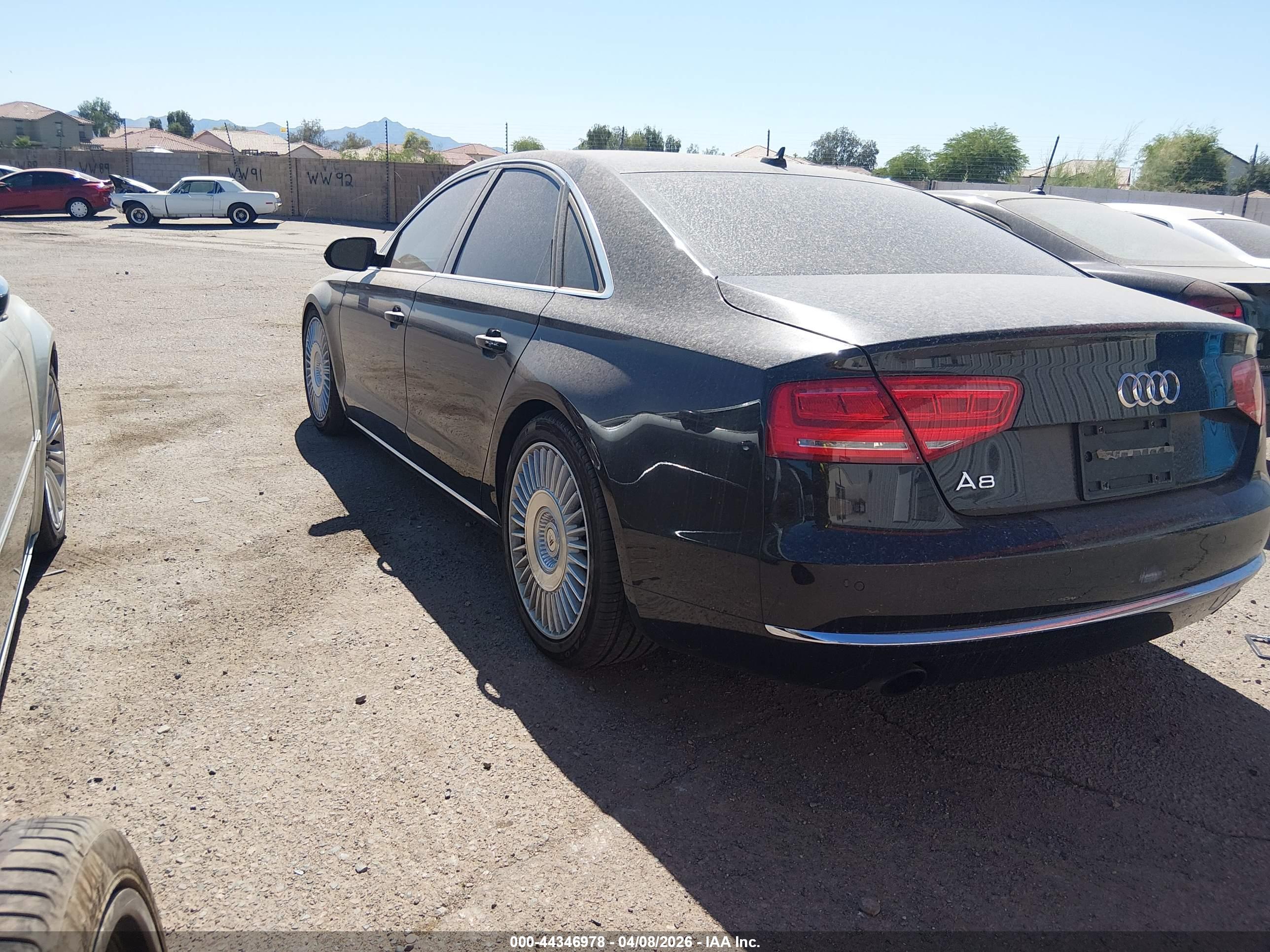 AUDI A8 image 3