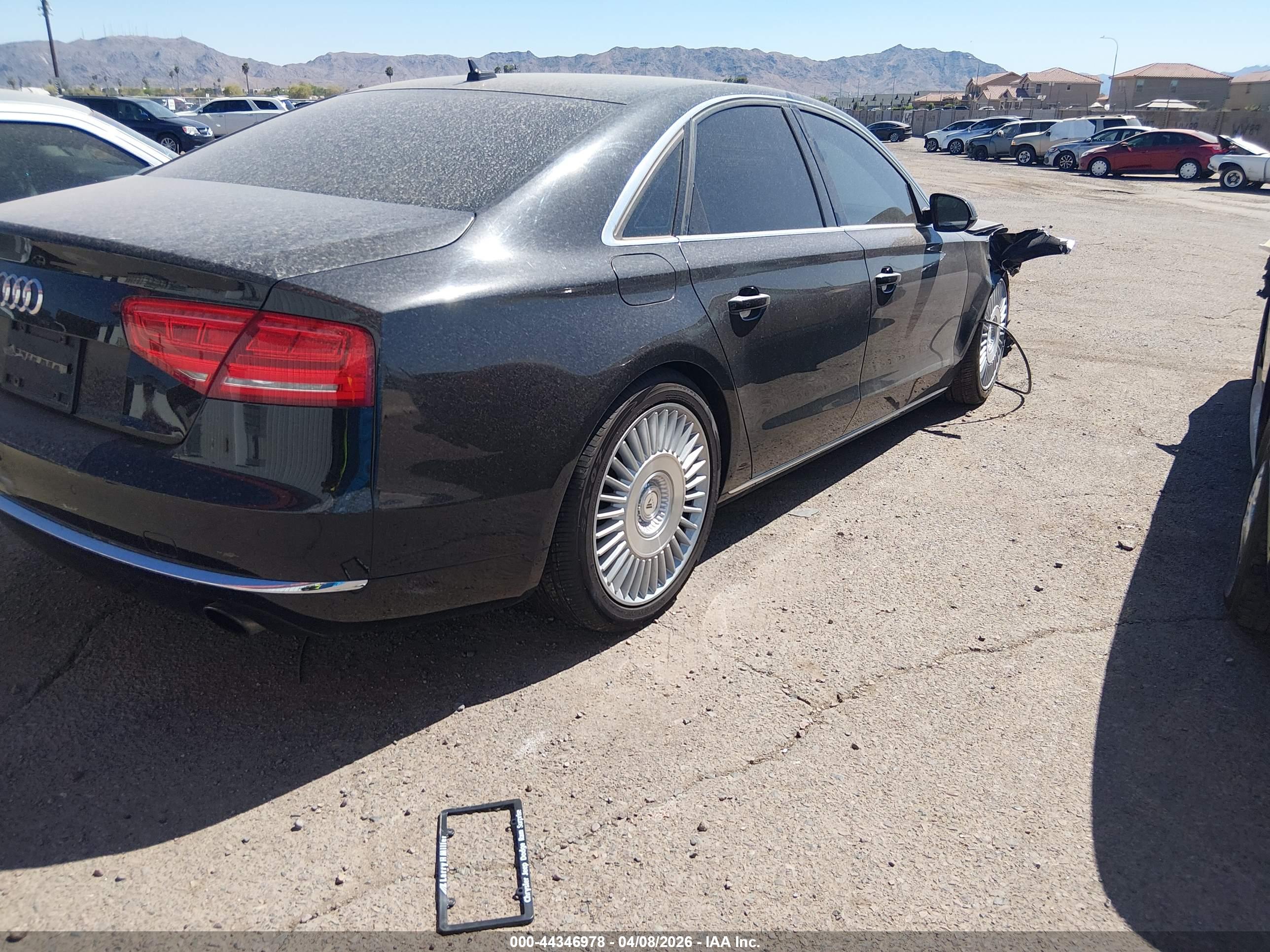 AUDI A8 image 4