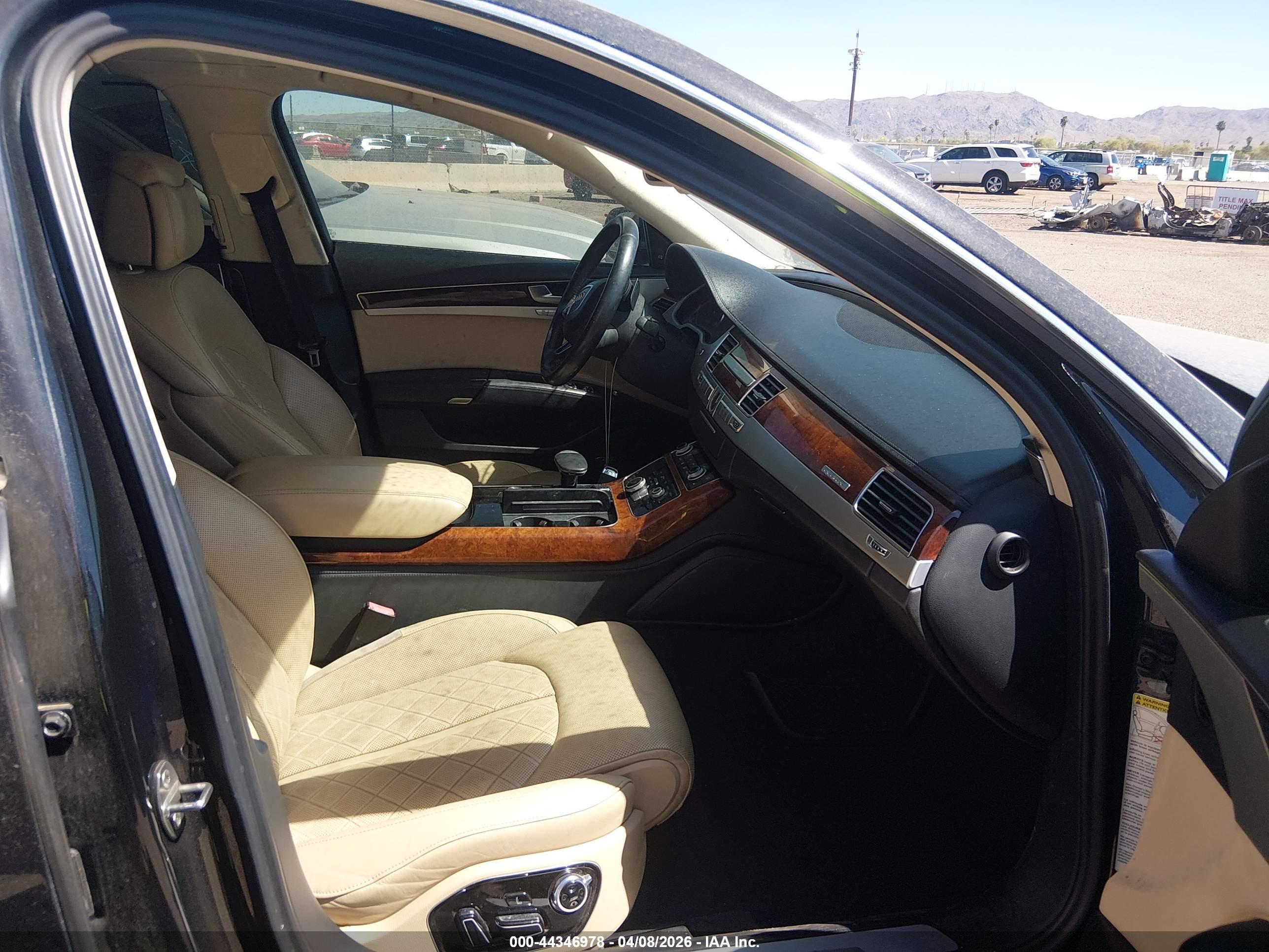 AUDI A8 image 5