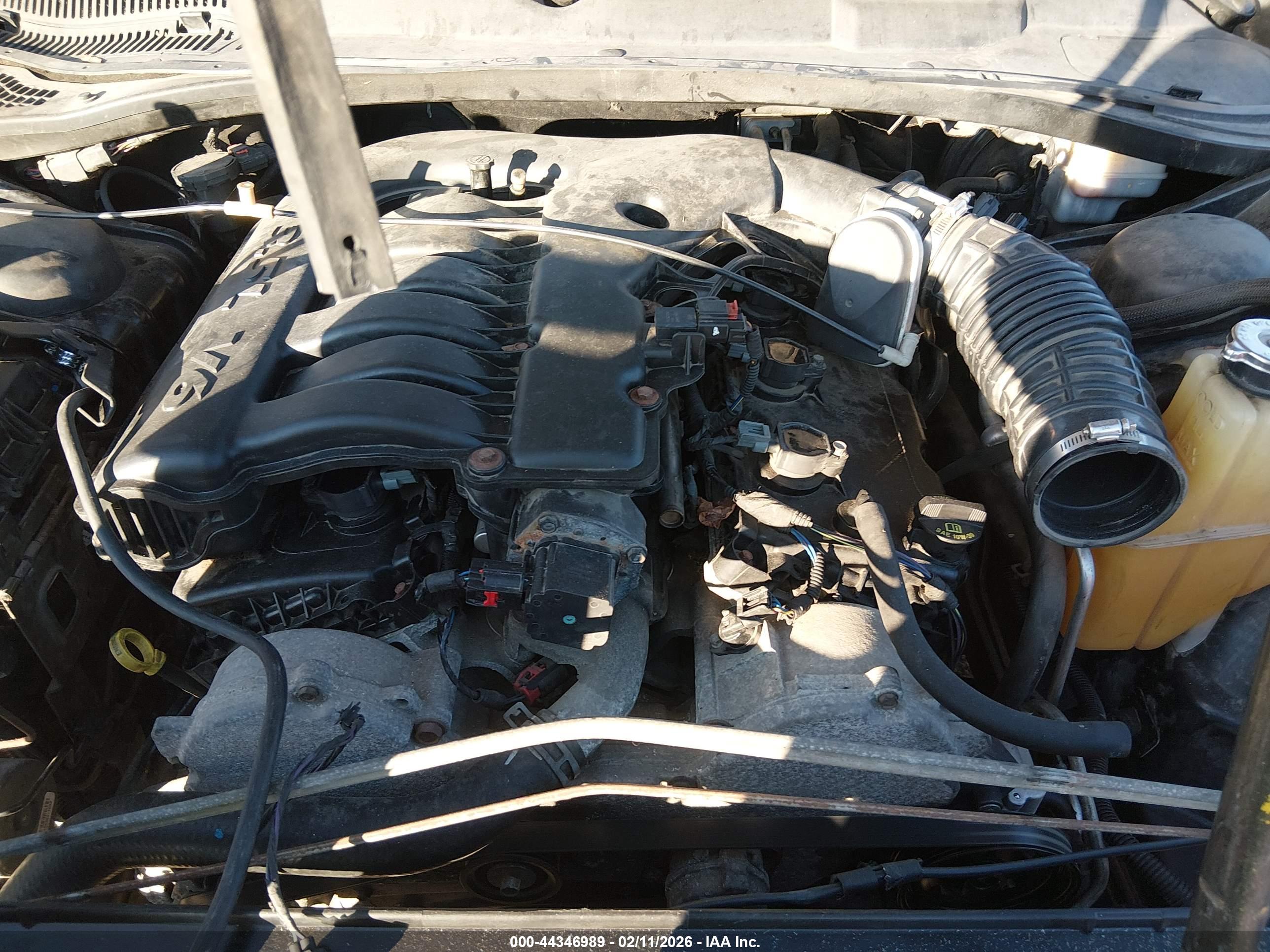 DODGE CHALLENGER image 10