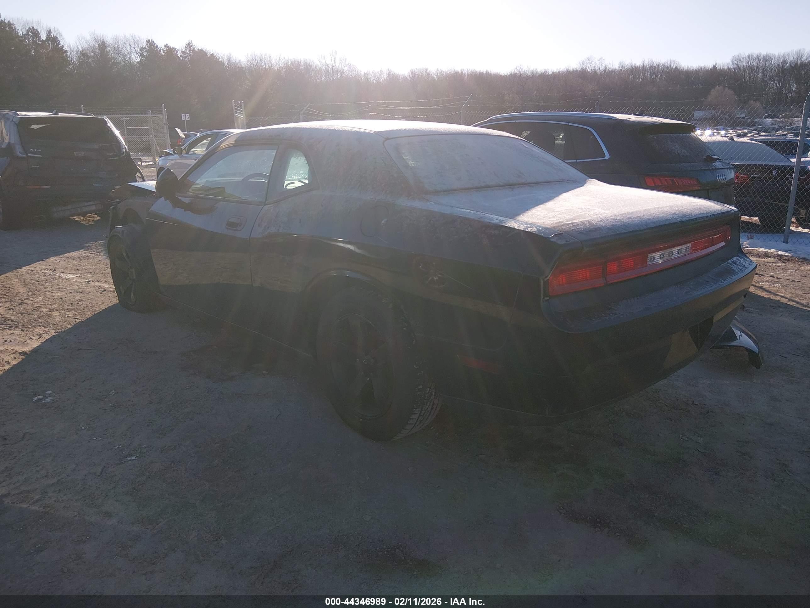 DODGE CHALLENGER image 3