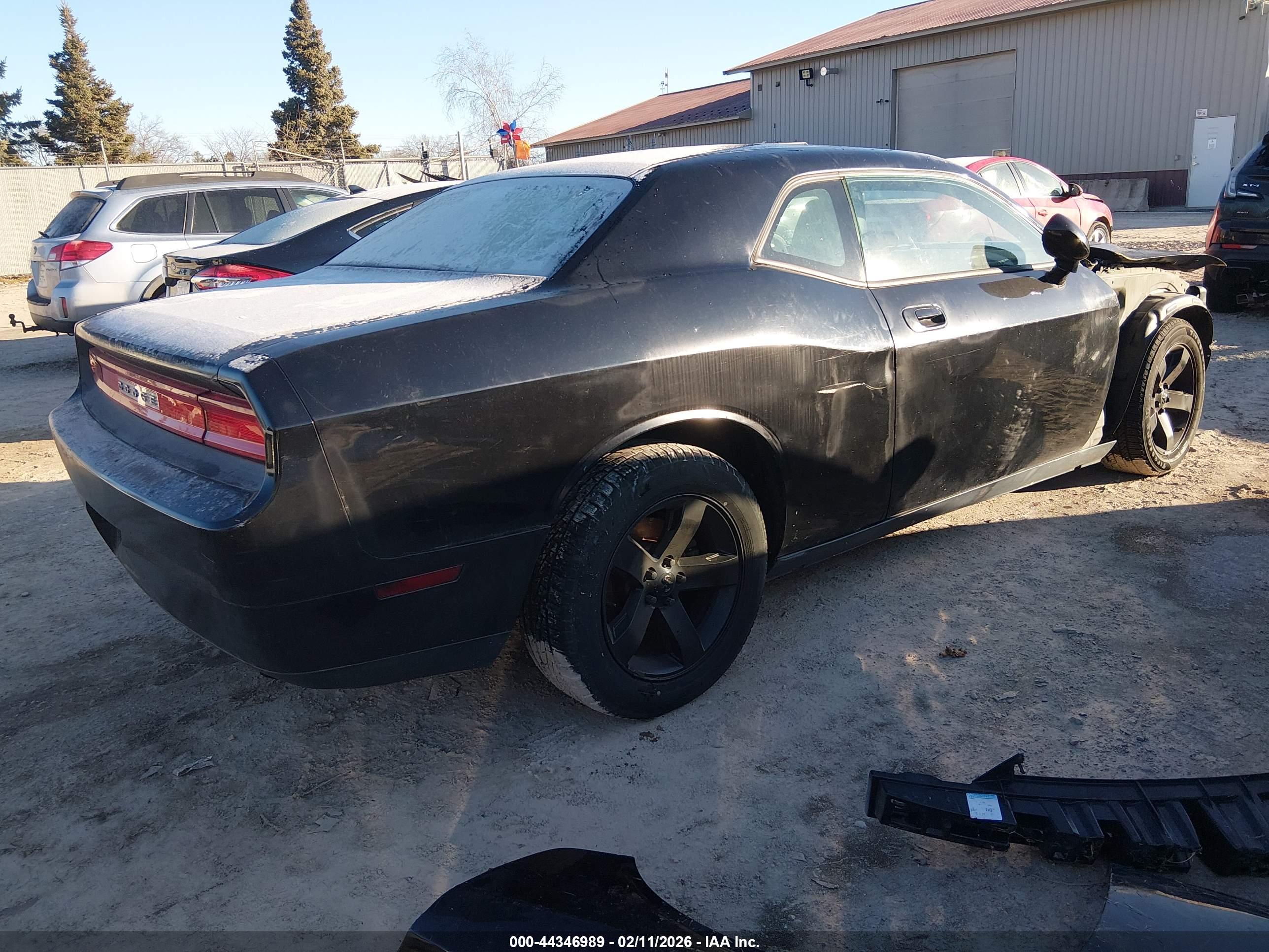 DODGE CHALLENGER image 4
