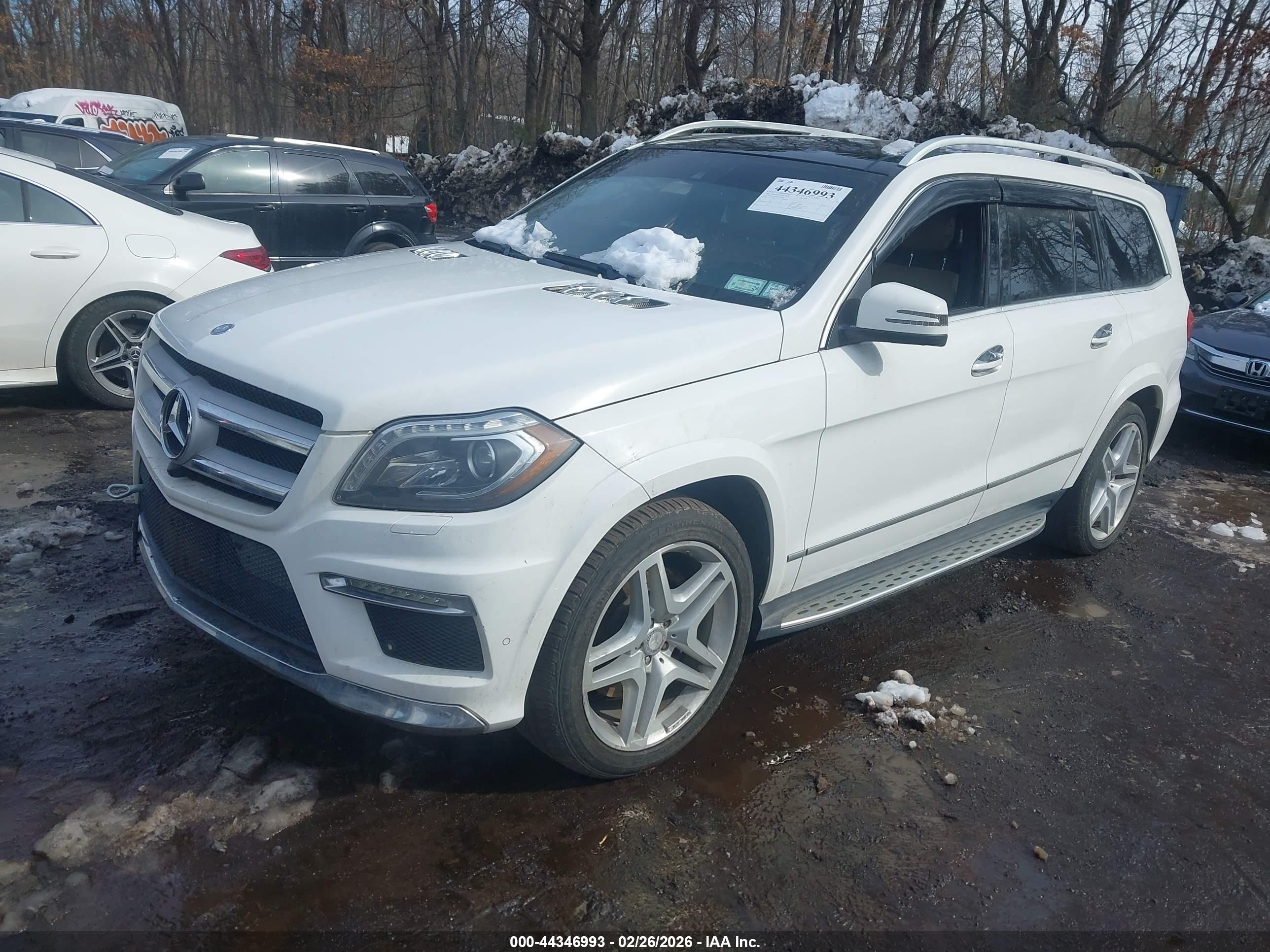 MERCEDES-BENZ GL image 2
