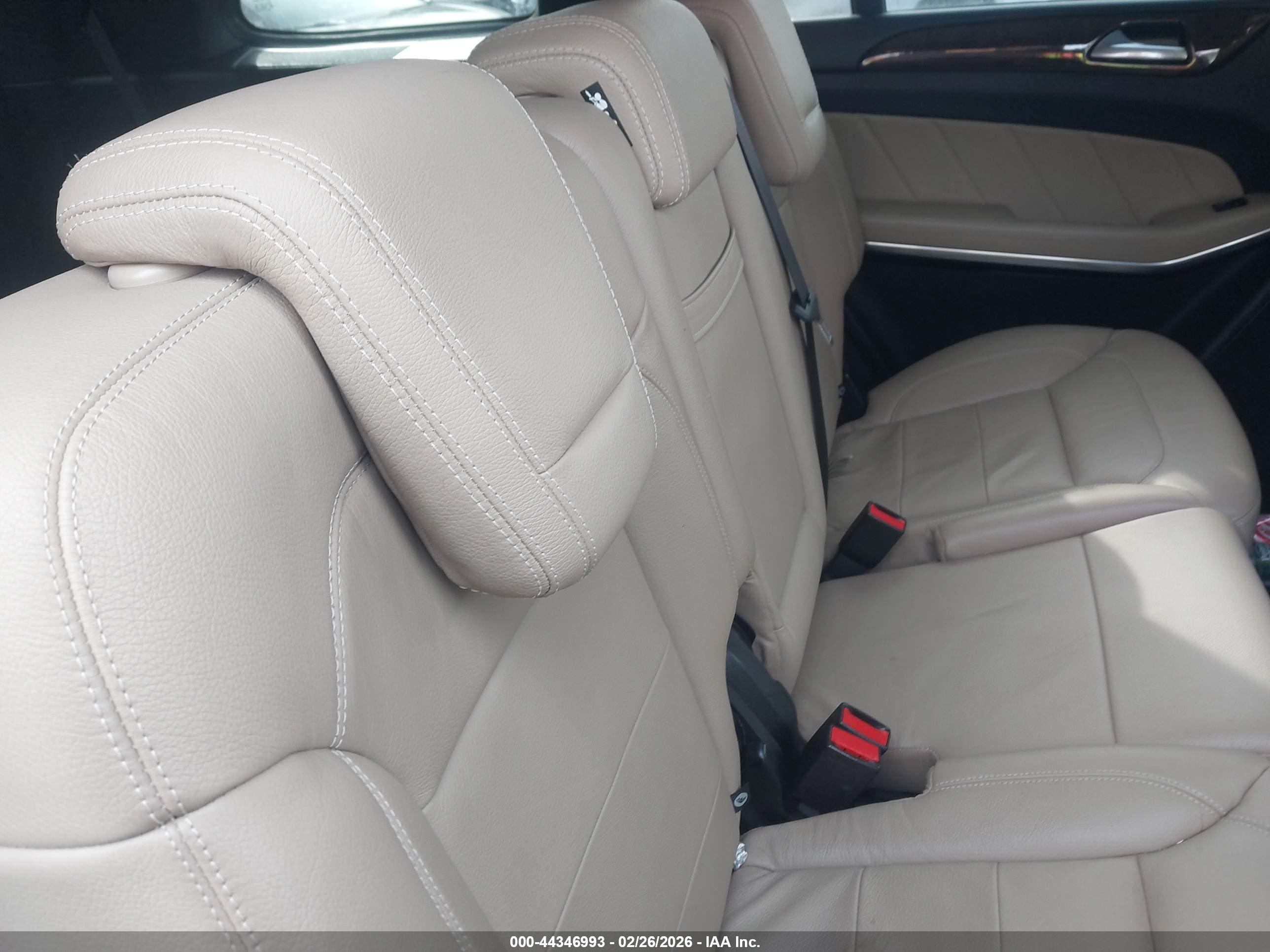 MERCEDES-BENZ GL image 8