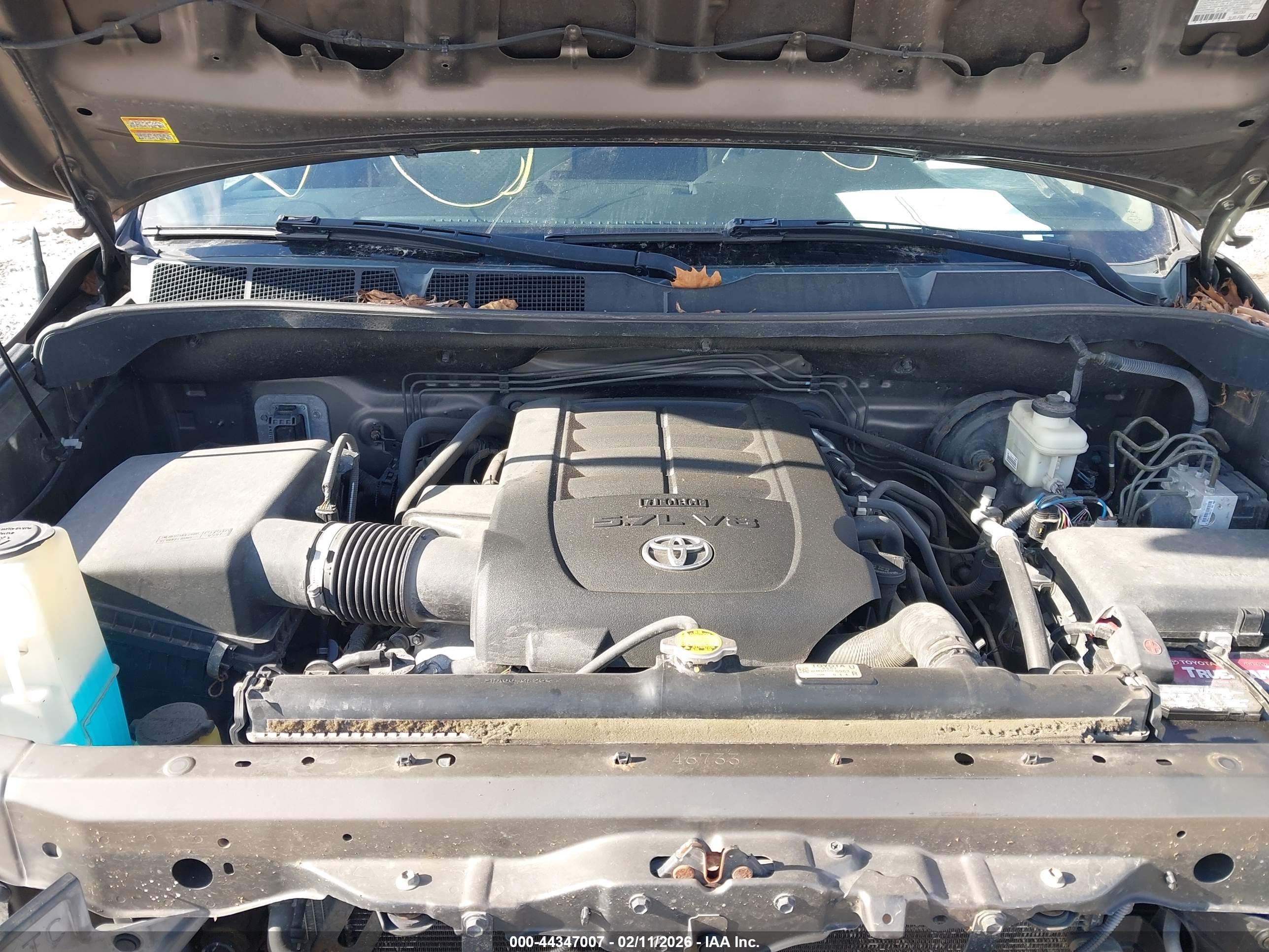 TOYOTA TUNDRA image 10