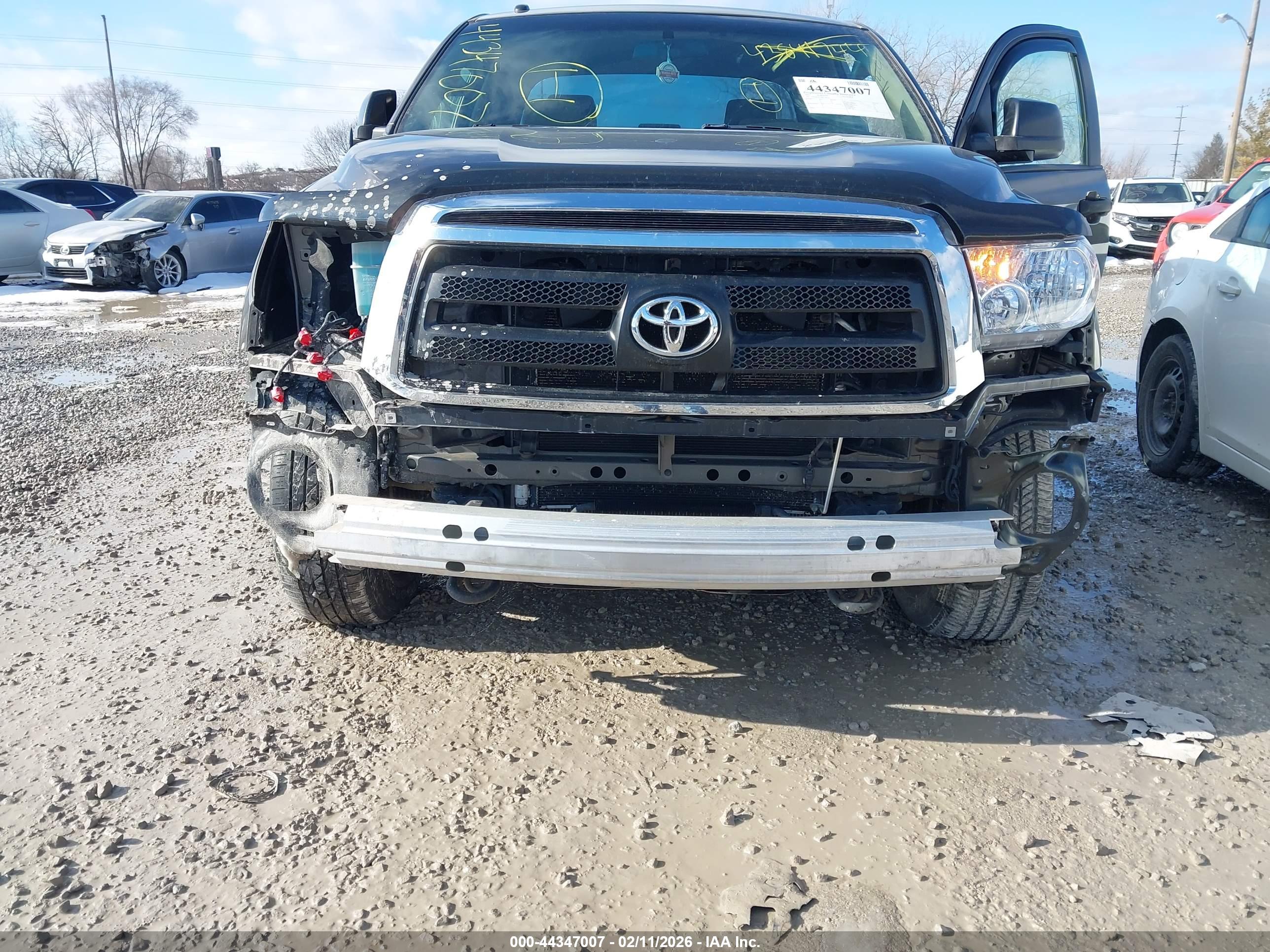 TOYOTA TUNDRA image 6