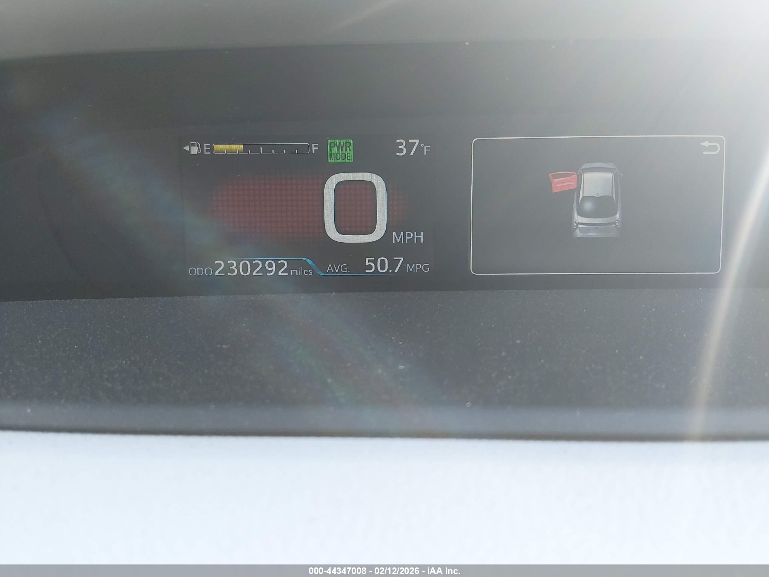 TOYOTA PRIUS image 7