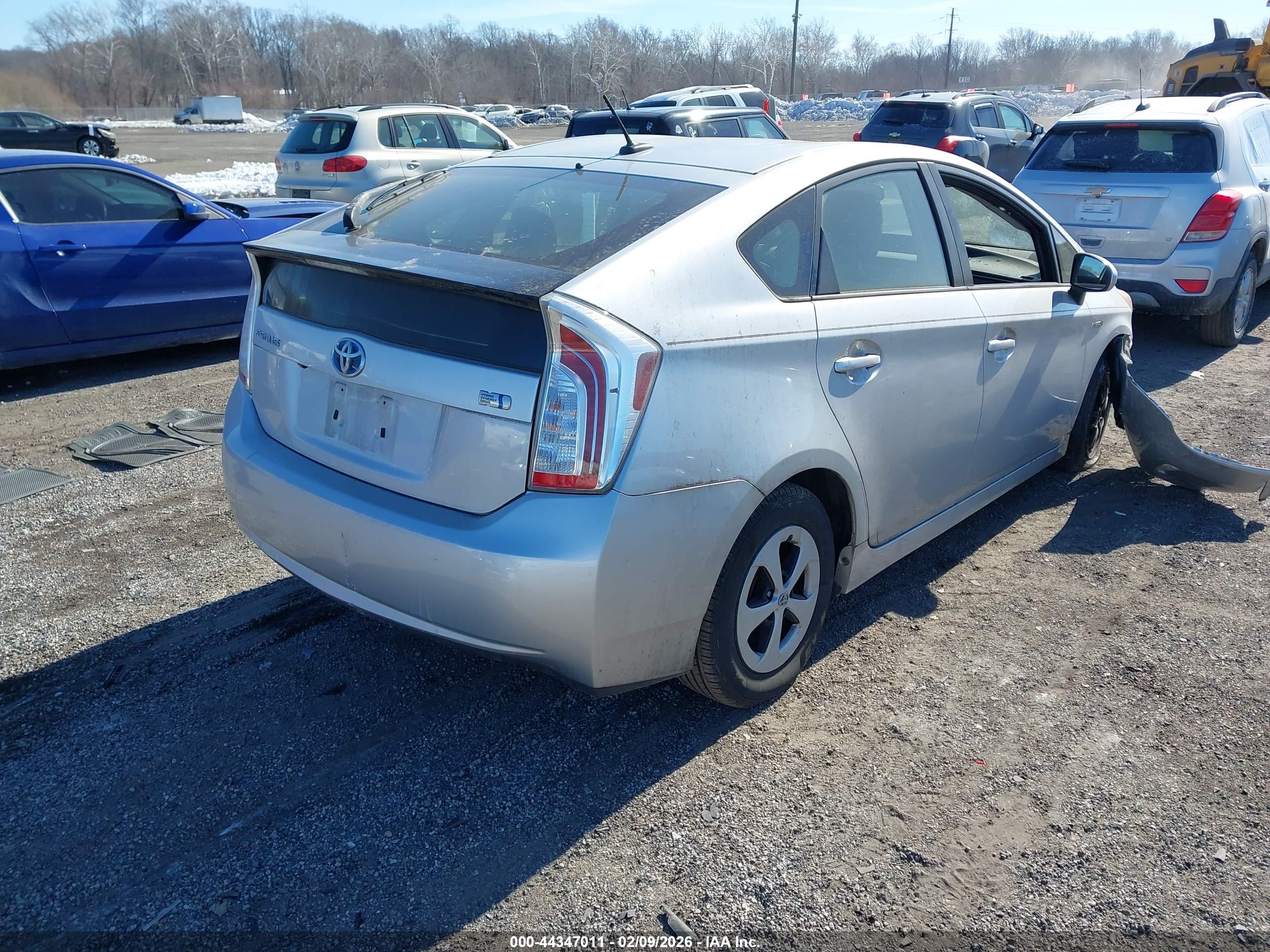 TOYOTA PRIUS image 4