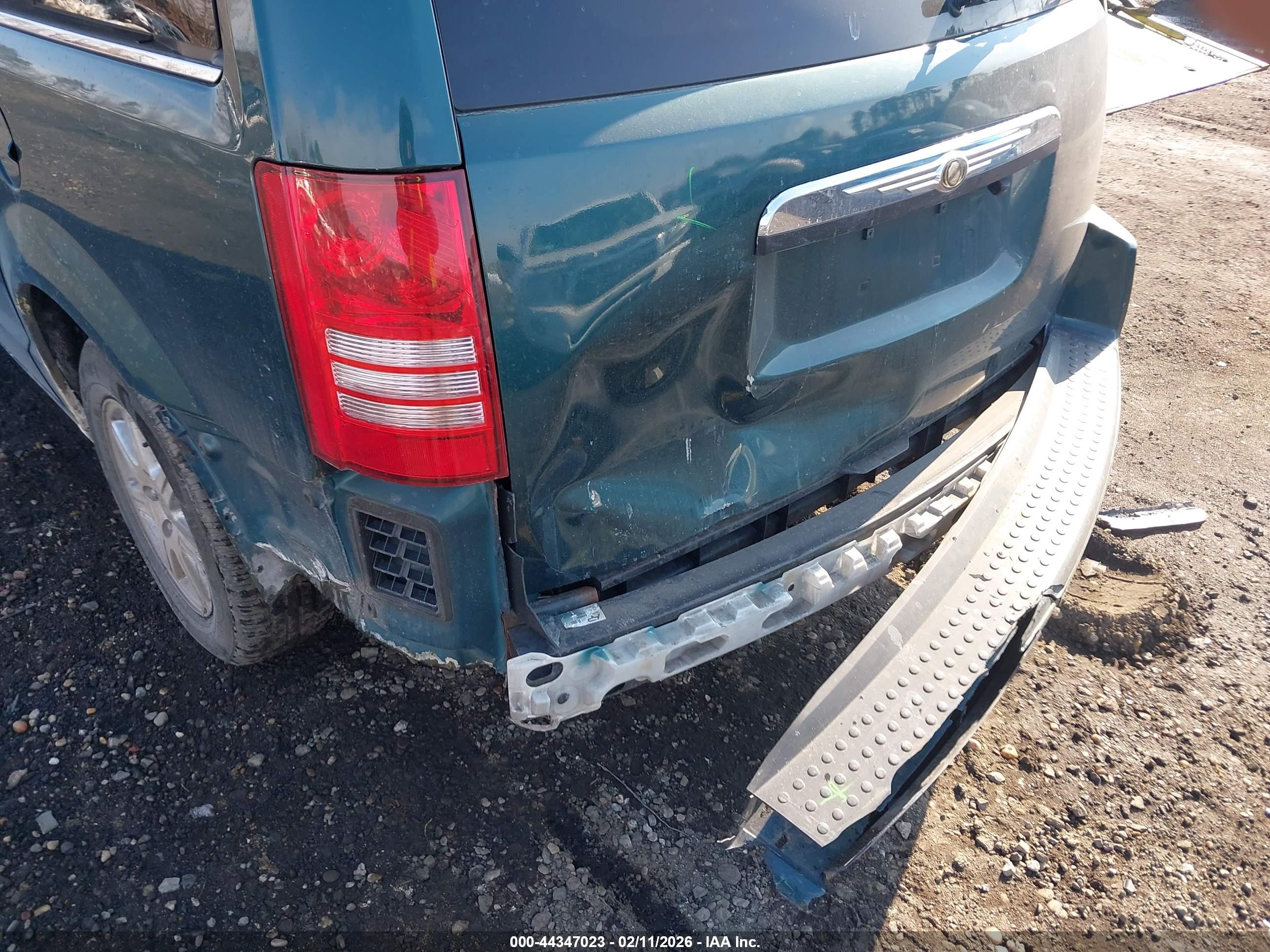 CHRYSLER TOWN image 6