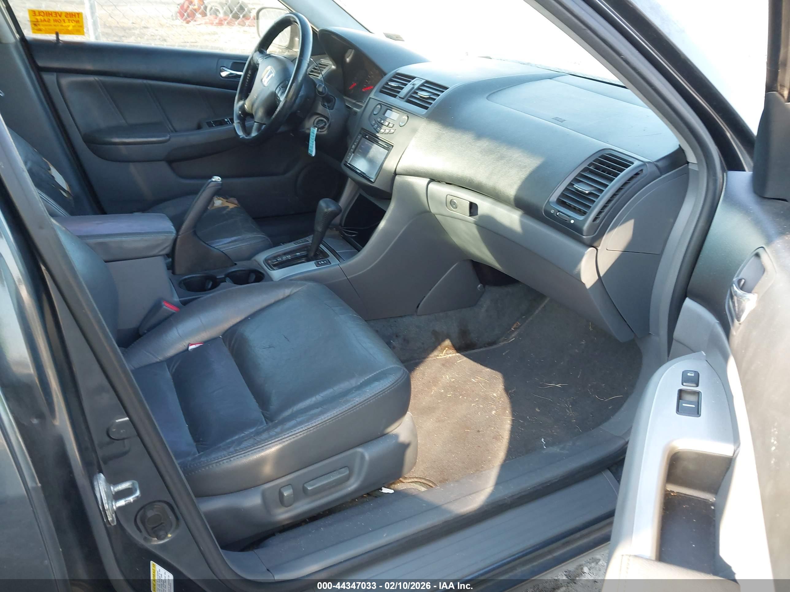 HONDA ACCORD image 5