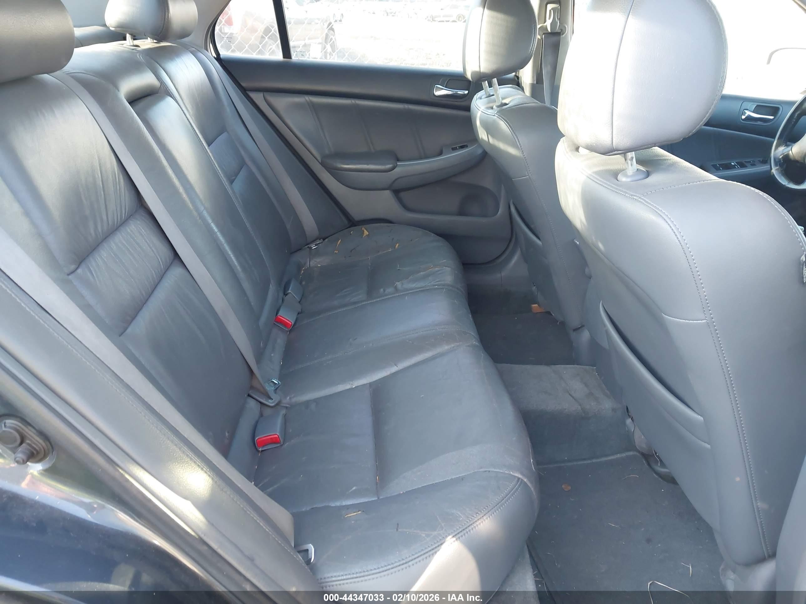 HONDA ACCORD image 8