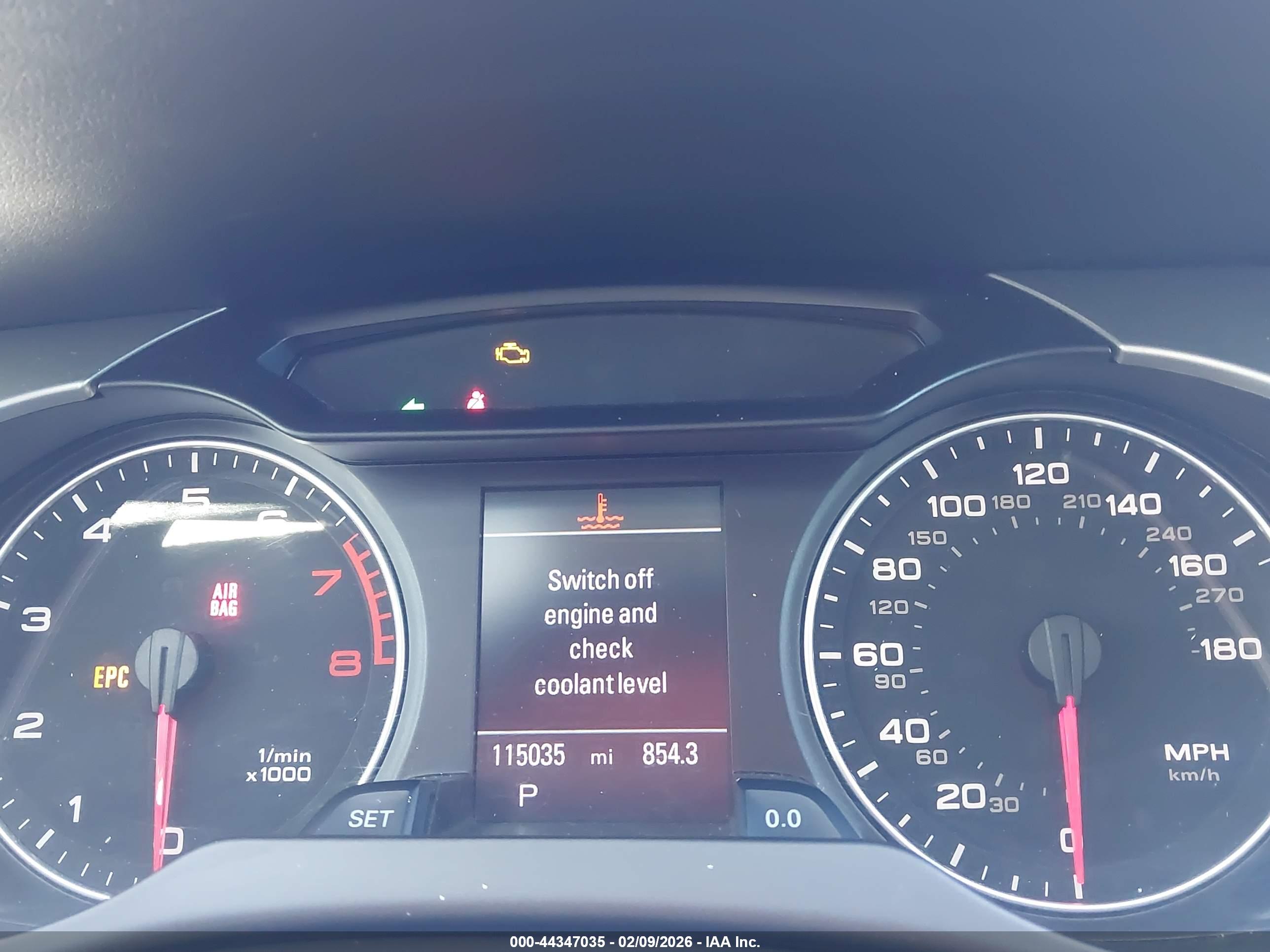 AUDI A4 image 7