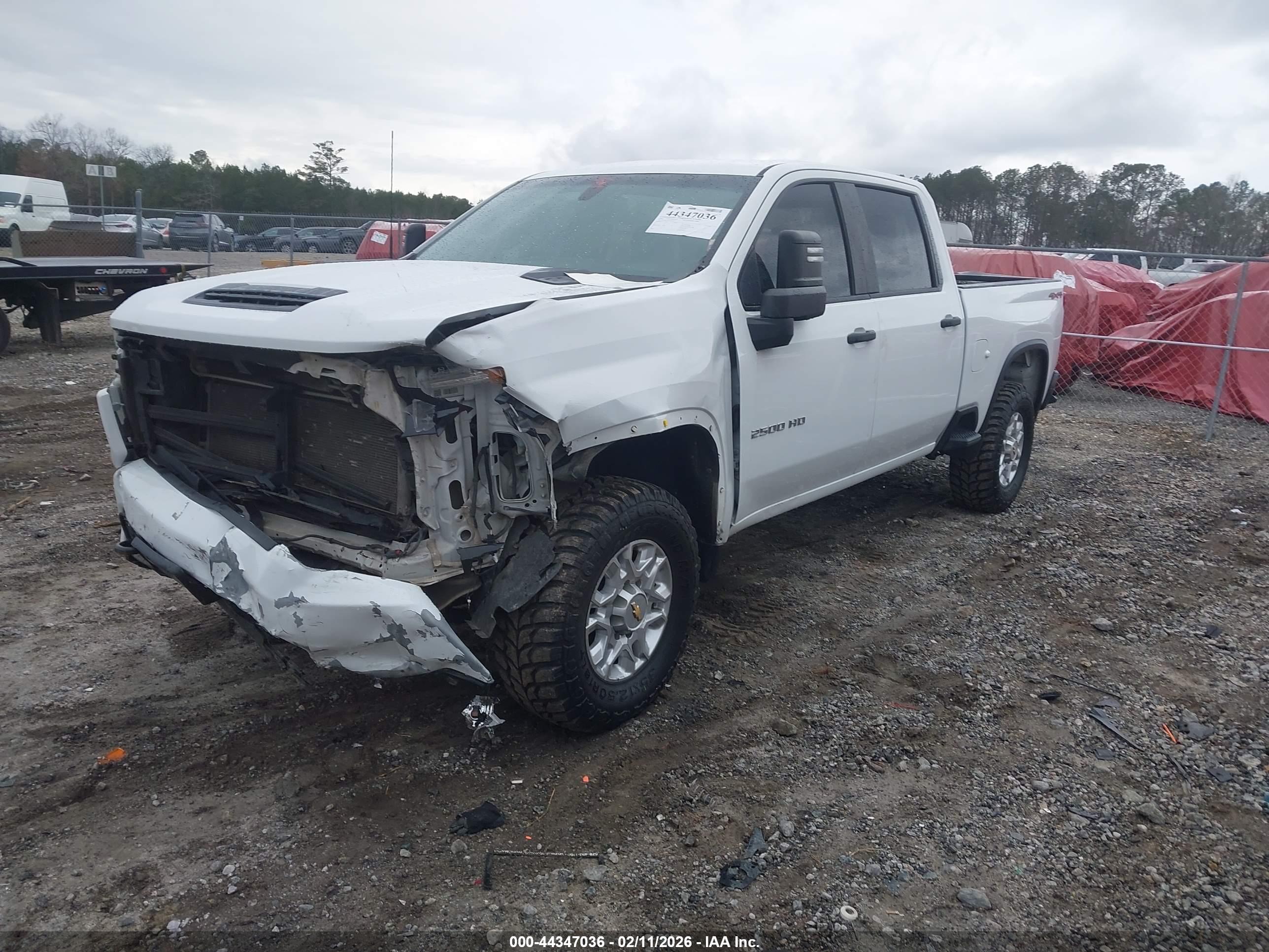 CHEVROLET SILVERADO image 2