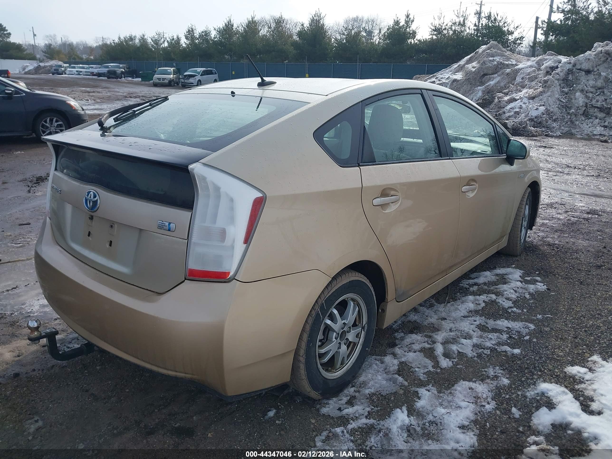 TOYOTA PRIUS image 4