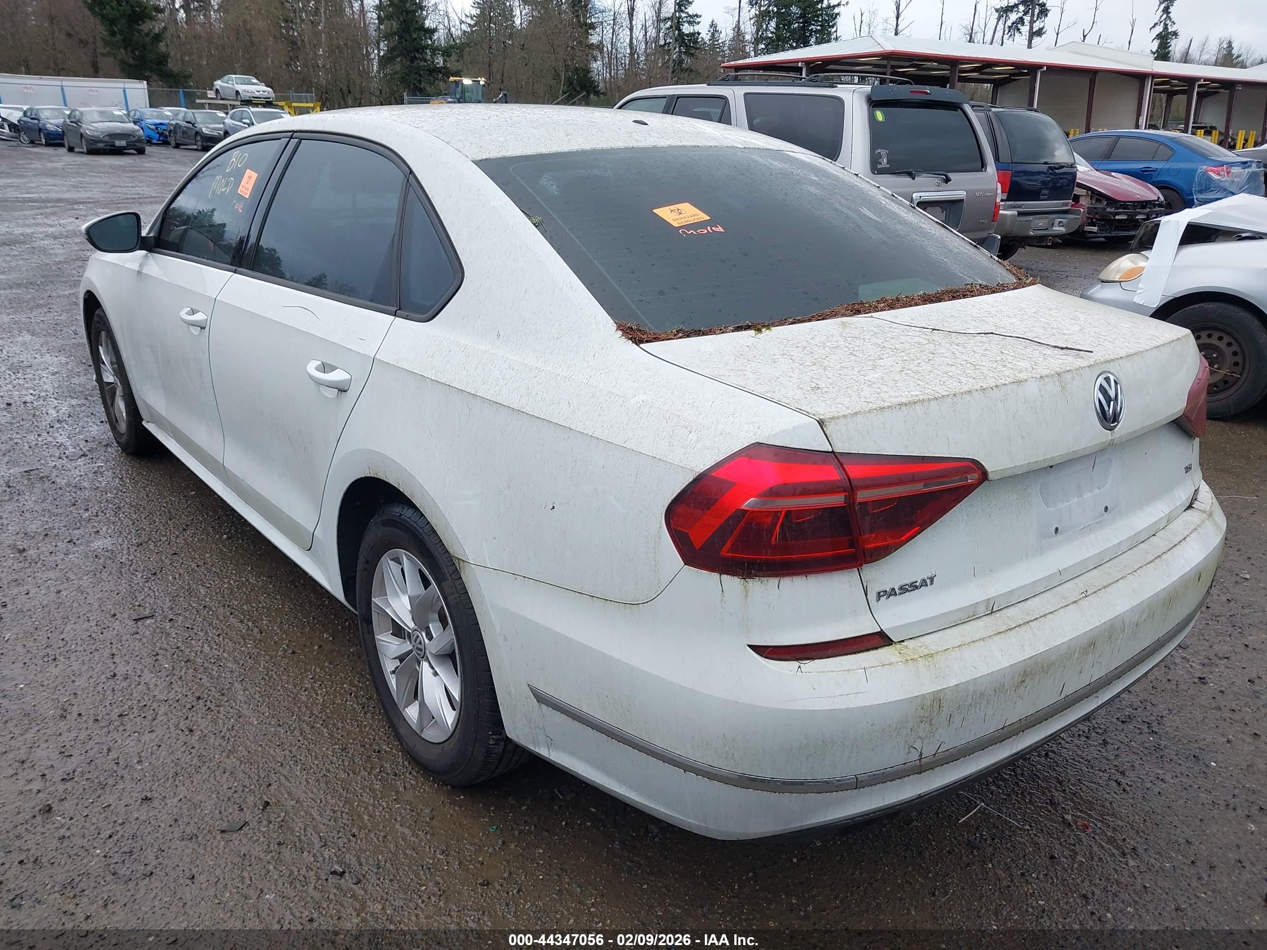 VOLKSWAGEN PASSAT image 3