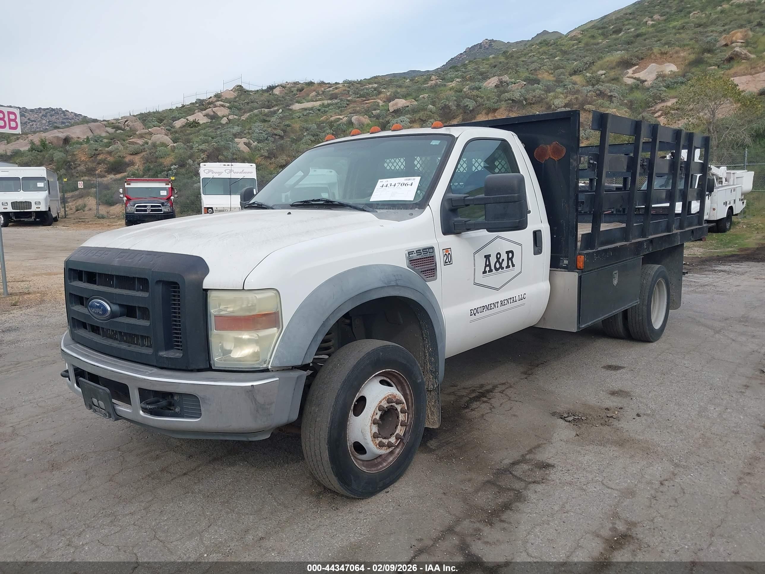 FORD F-550 image 2