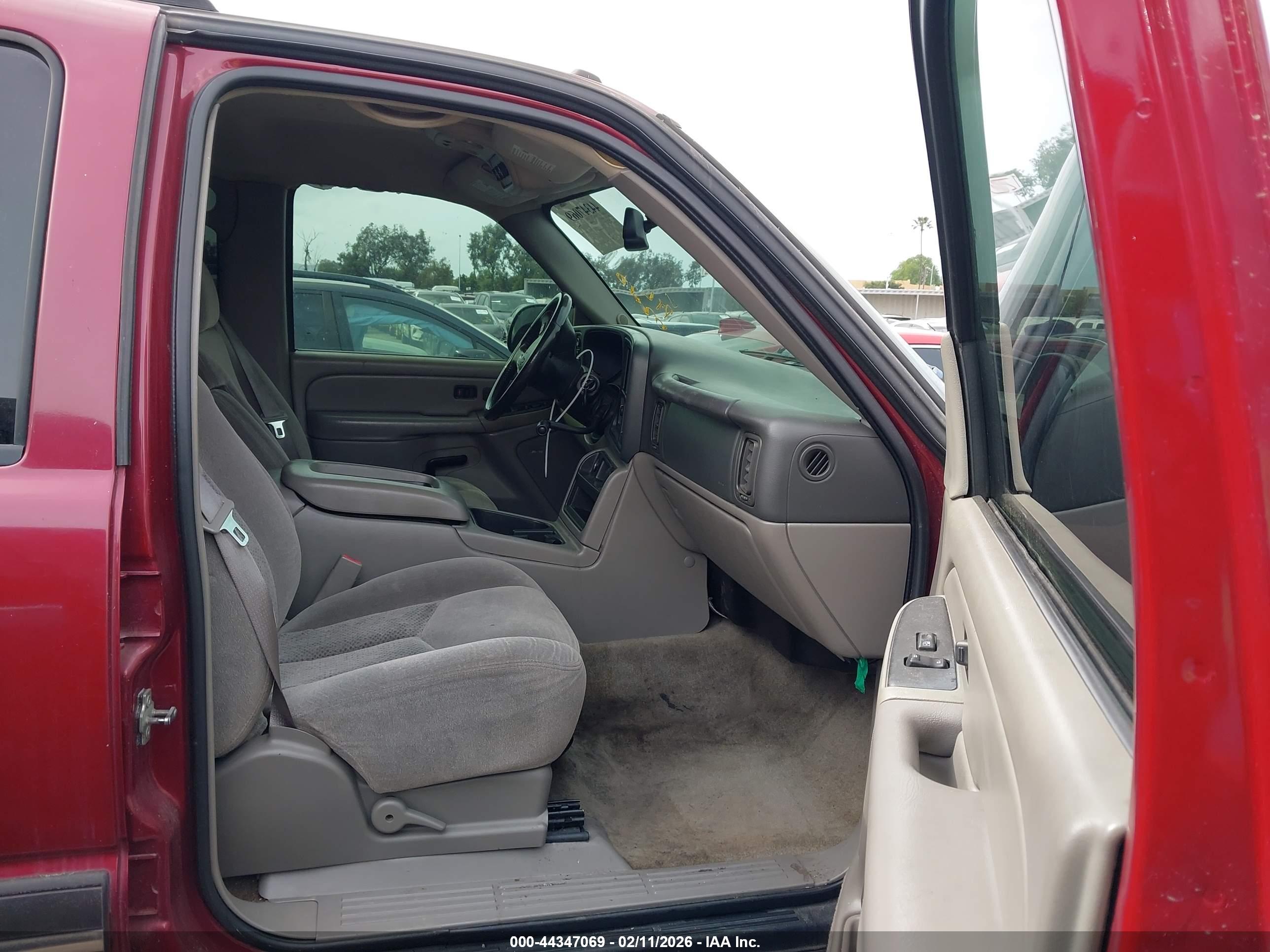 CHEVROLET TAHOE image 5