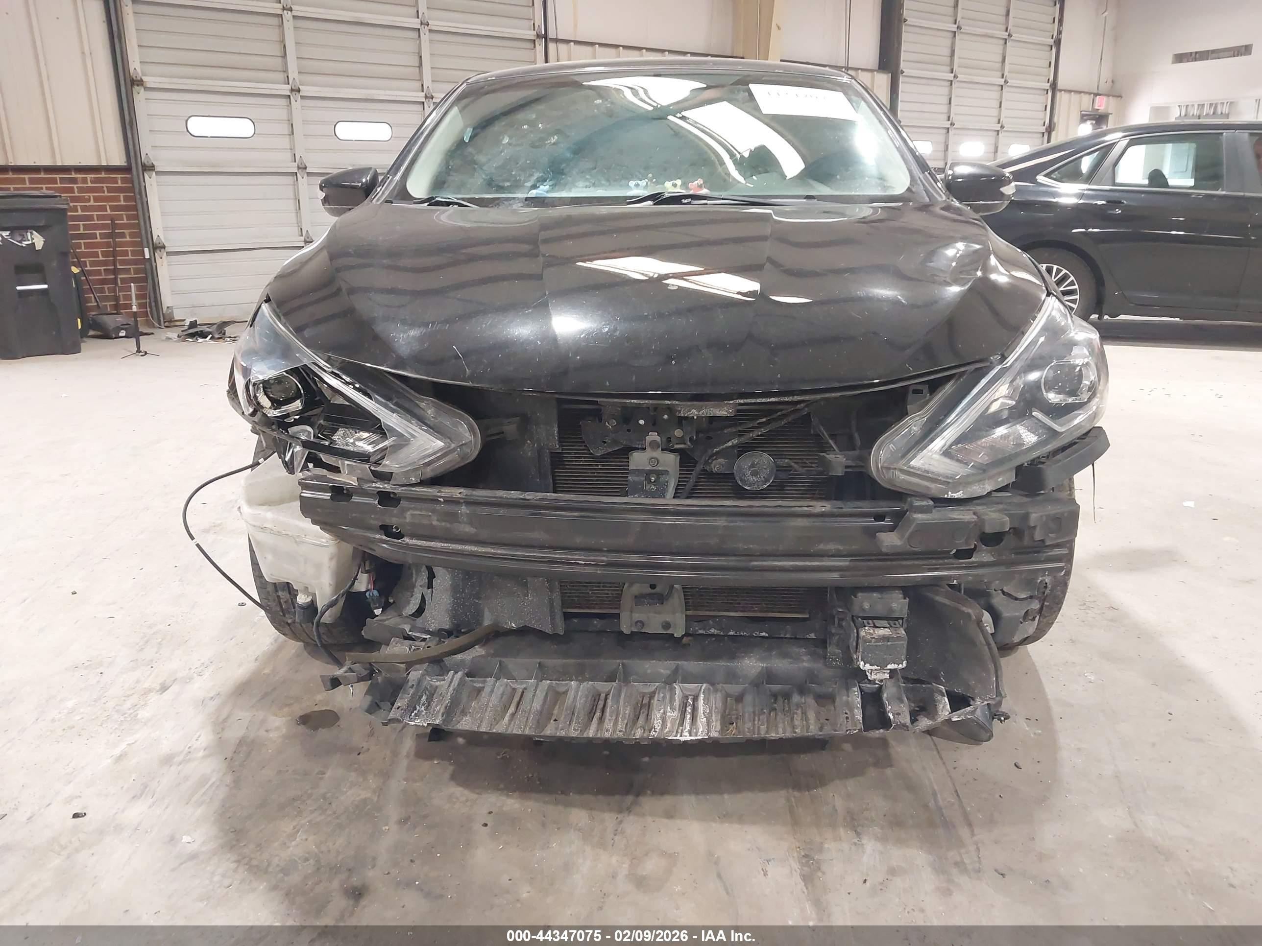 NISSAN SENTRA image 6