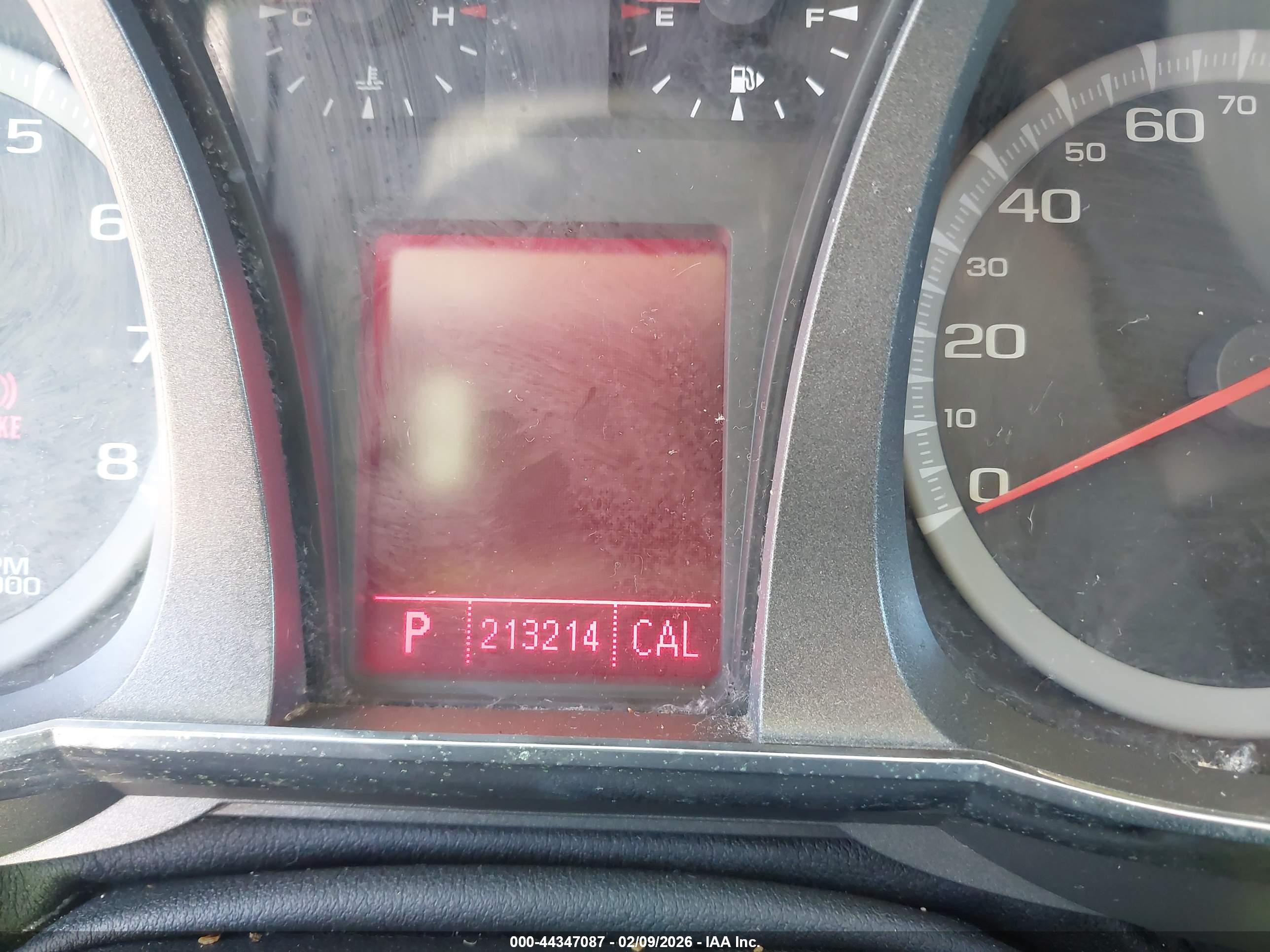 GMC TERRAIN image 7
