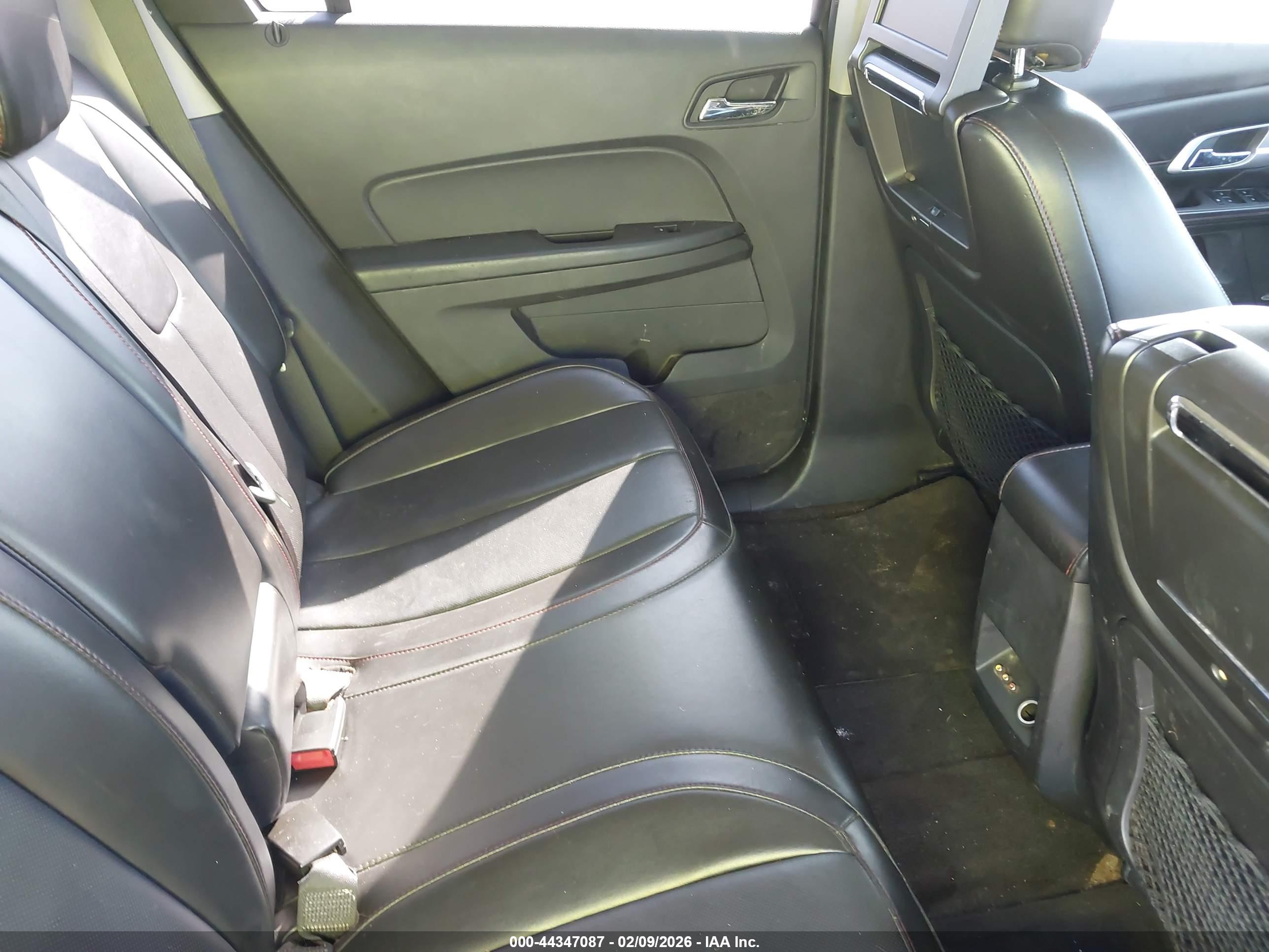 GMC TERRAIN image 8