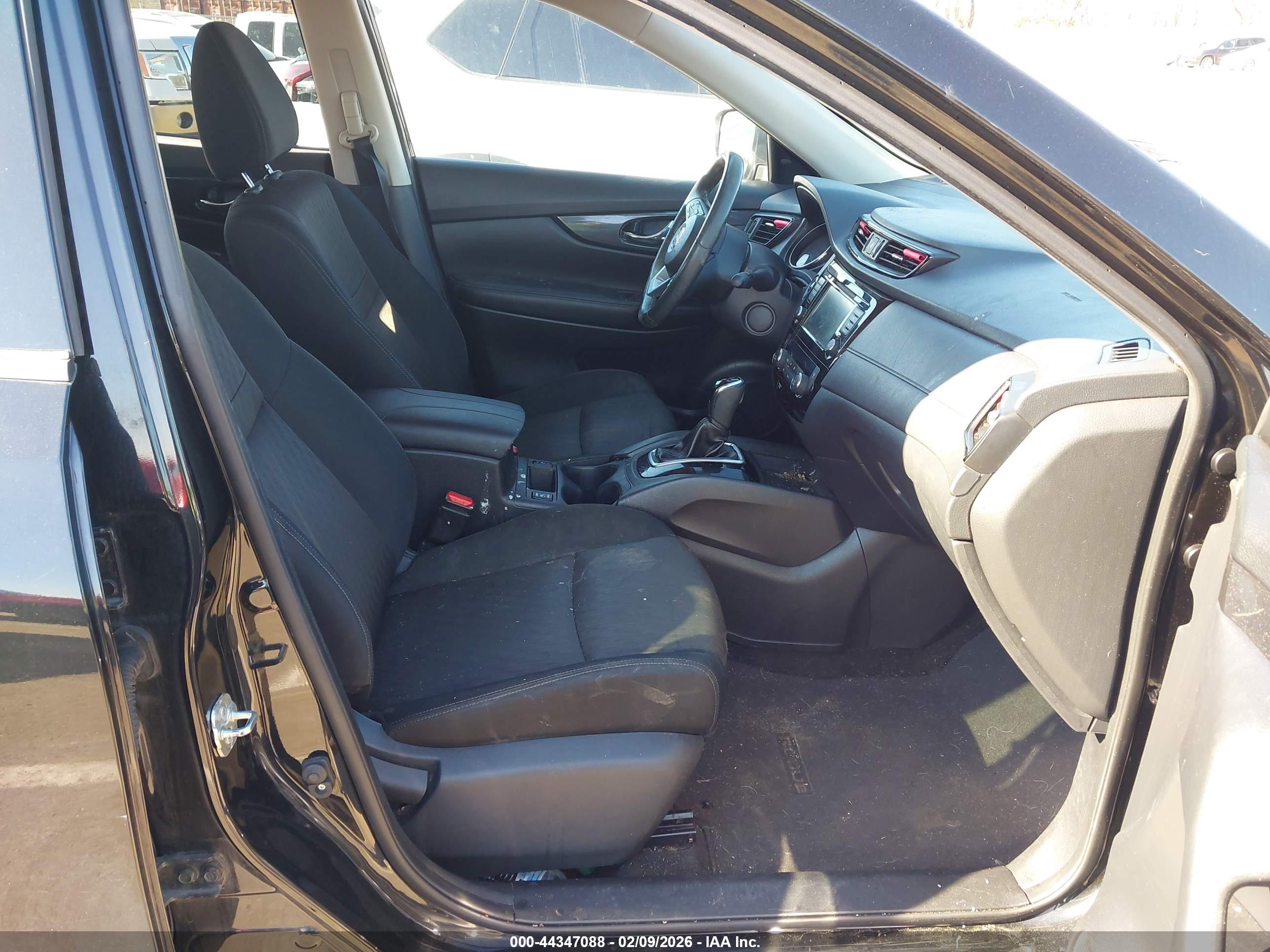 NISSAN ROGUE image 5