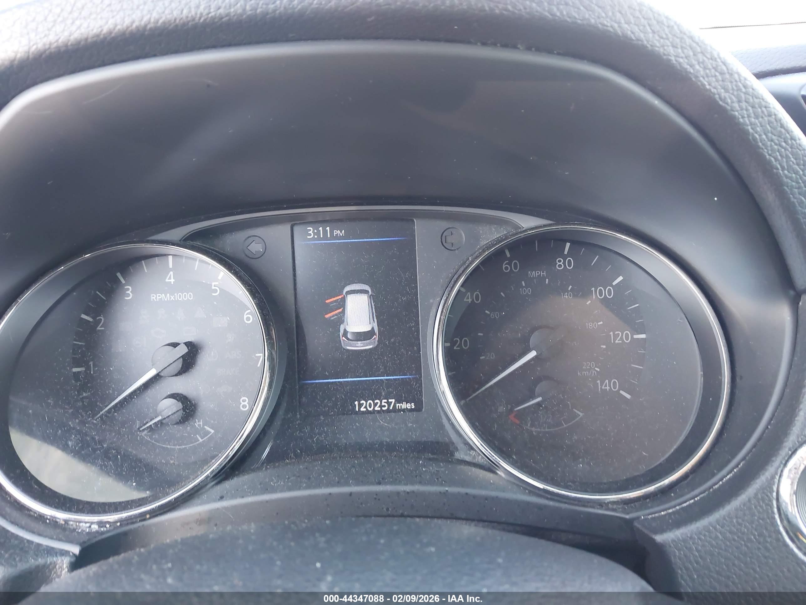 NISSAN ROGUE image 7