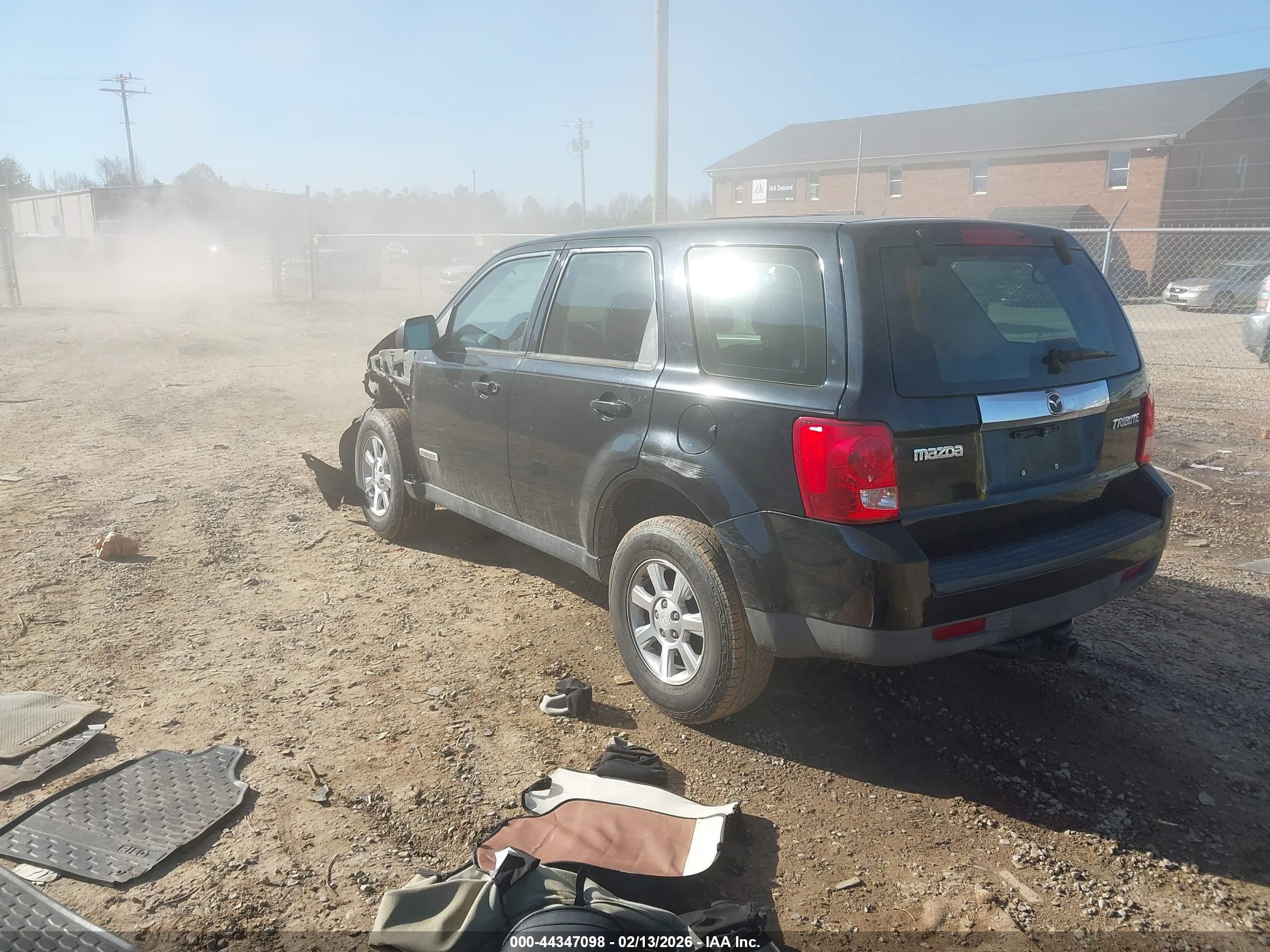 MAZDA TRIBUTE image 3
