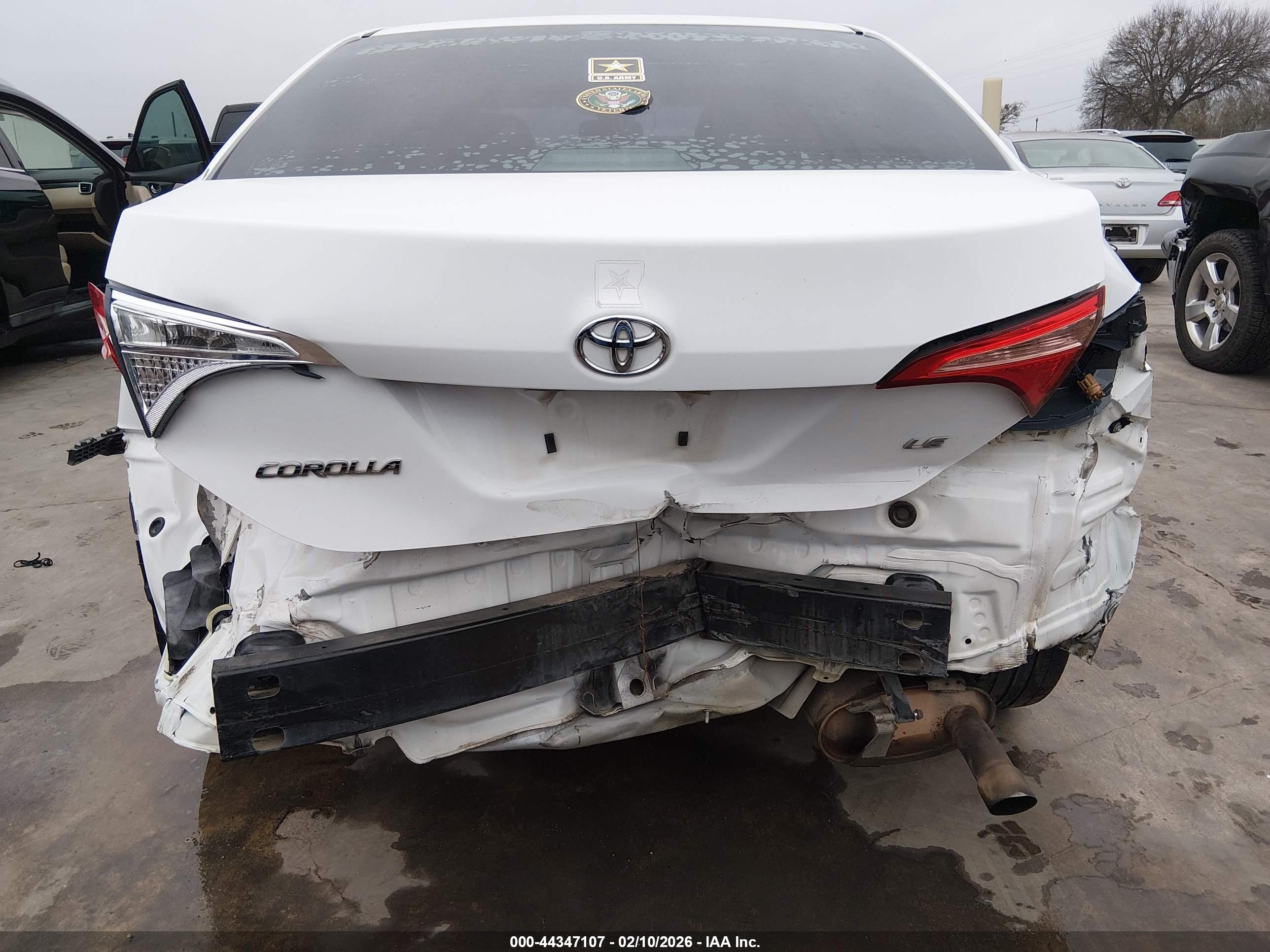 TOYOTA COROLLA image 6
