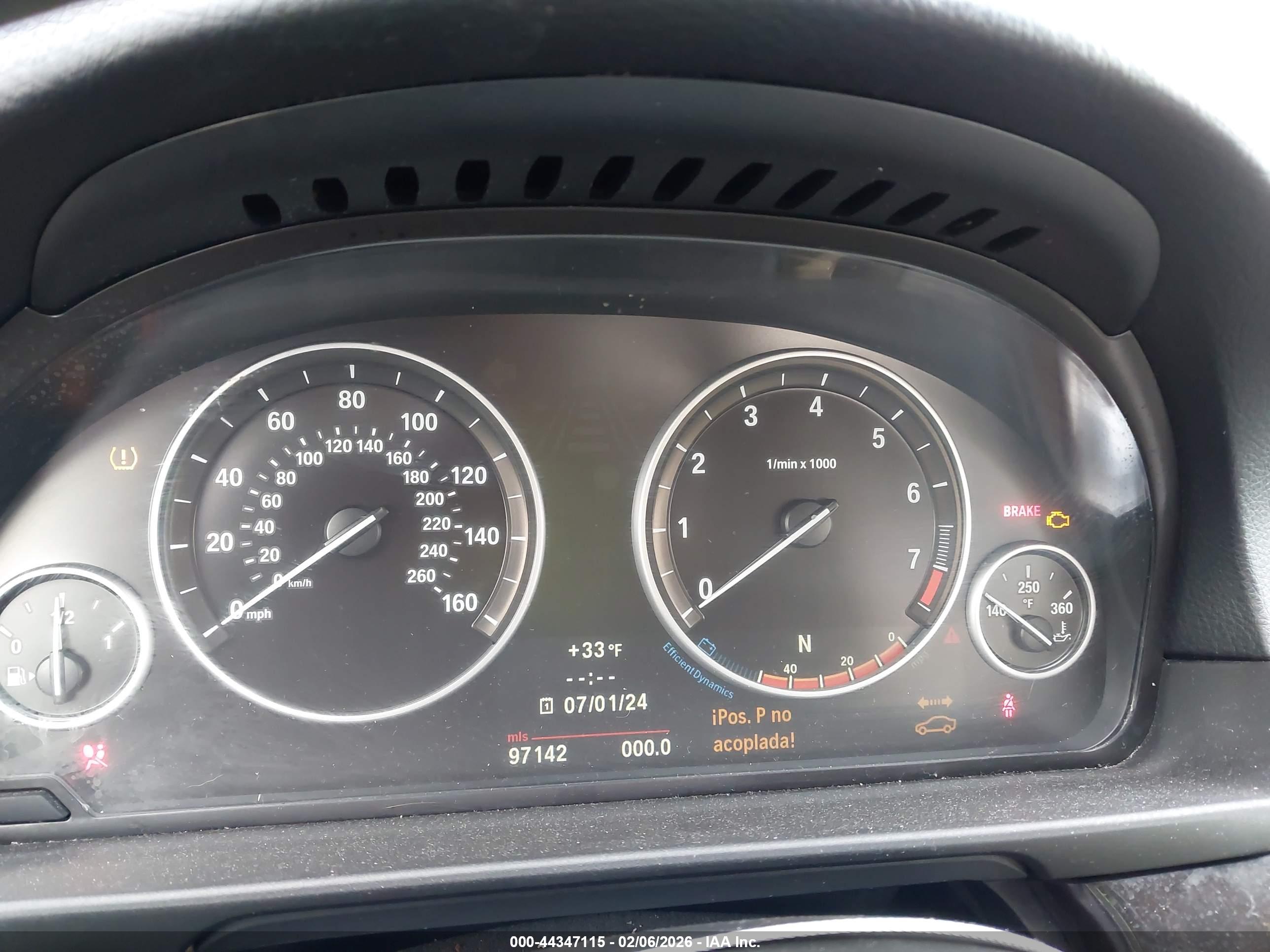 BMW 528I image 7
