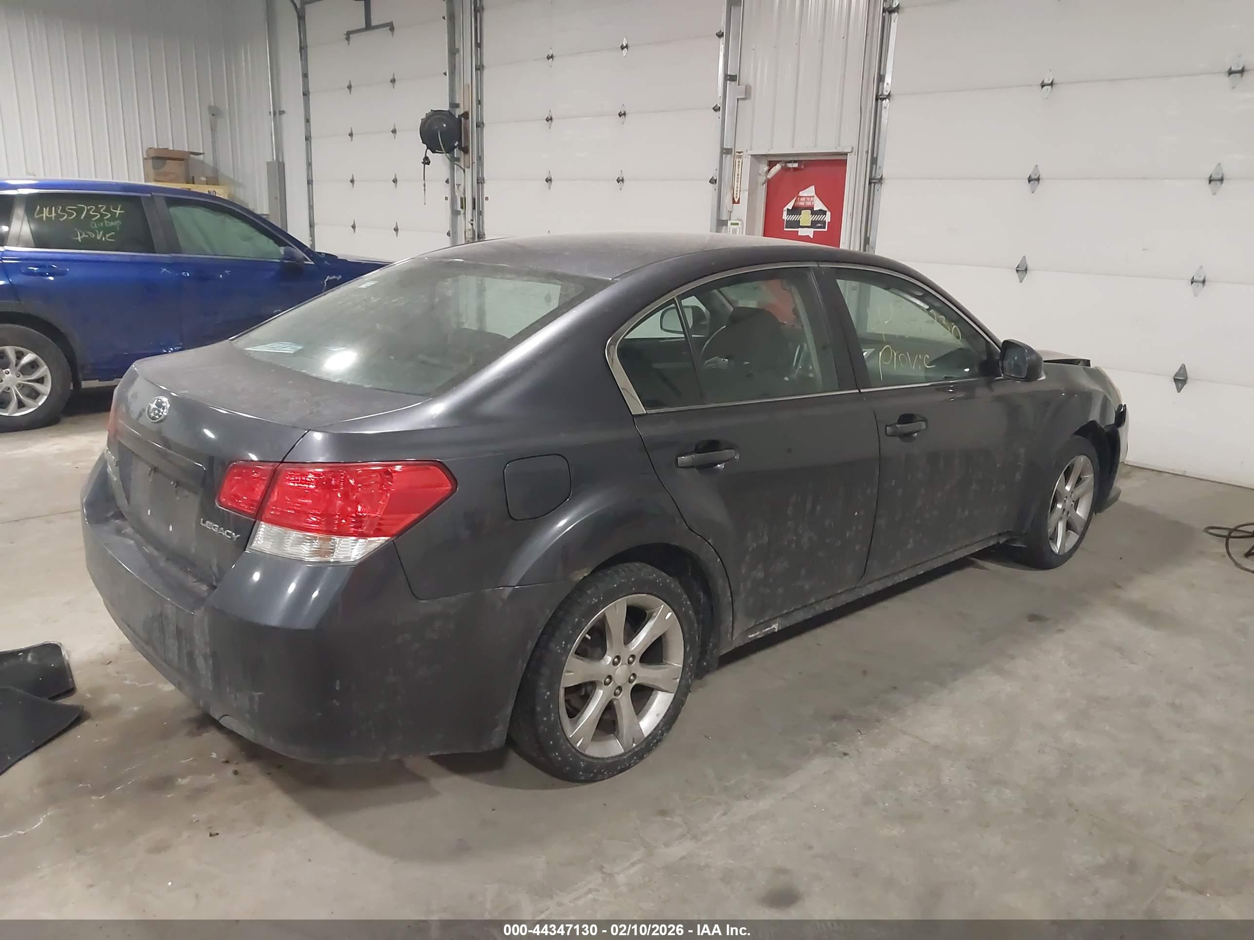 SUBARU LEGACY image 4