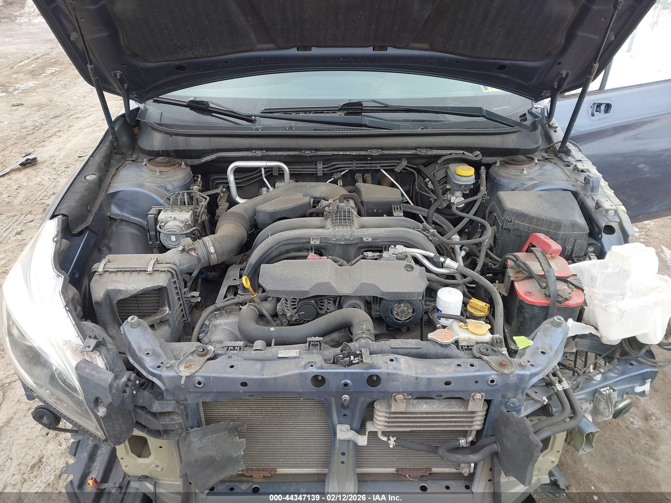 SUBARU OUTBACK image 10
