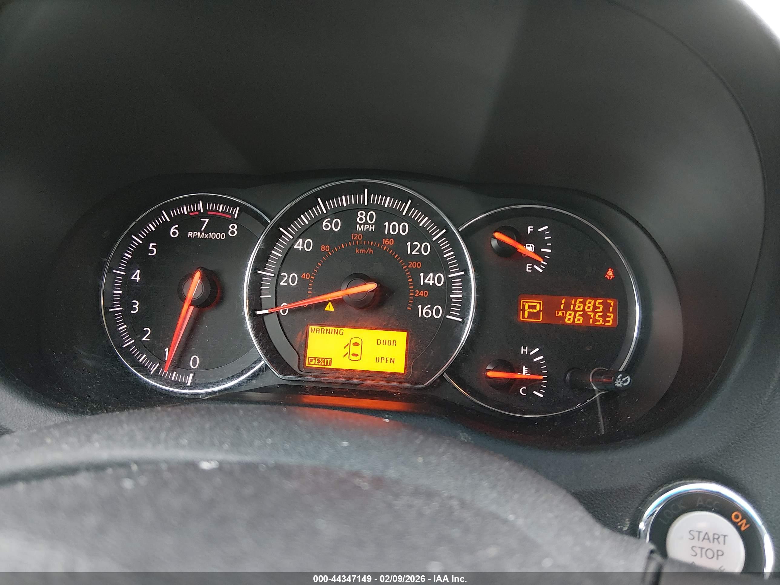 NISSAN MAXIMA image 7