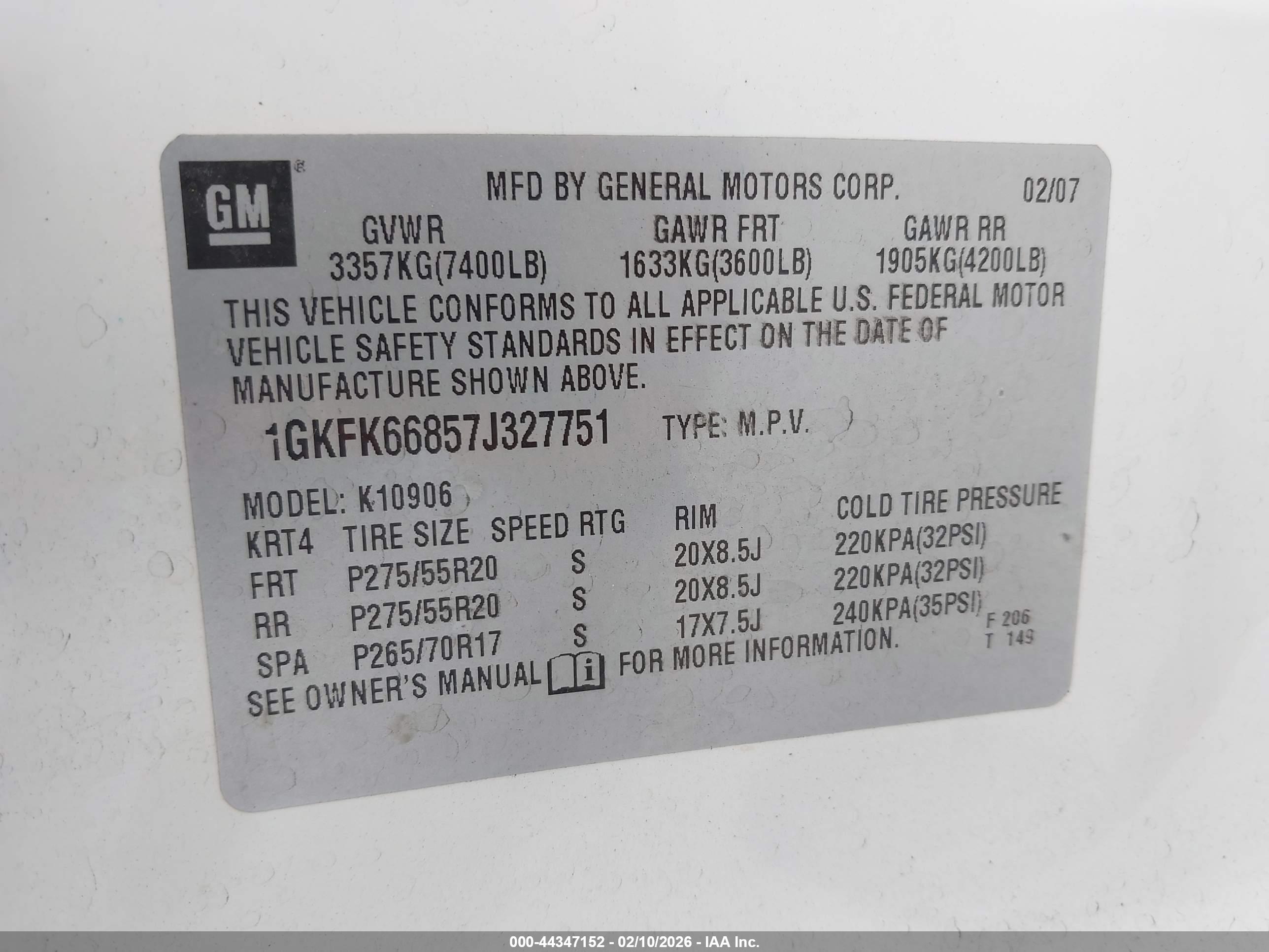 GMC YUKON image 9