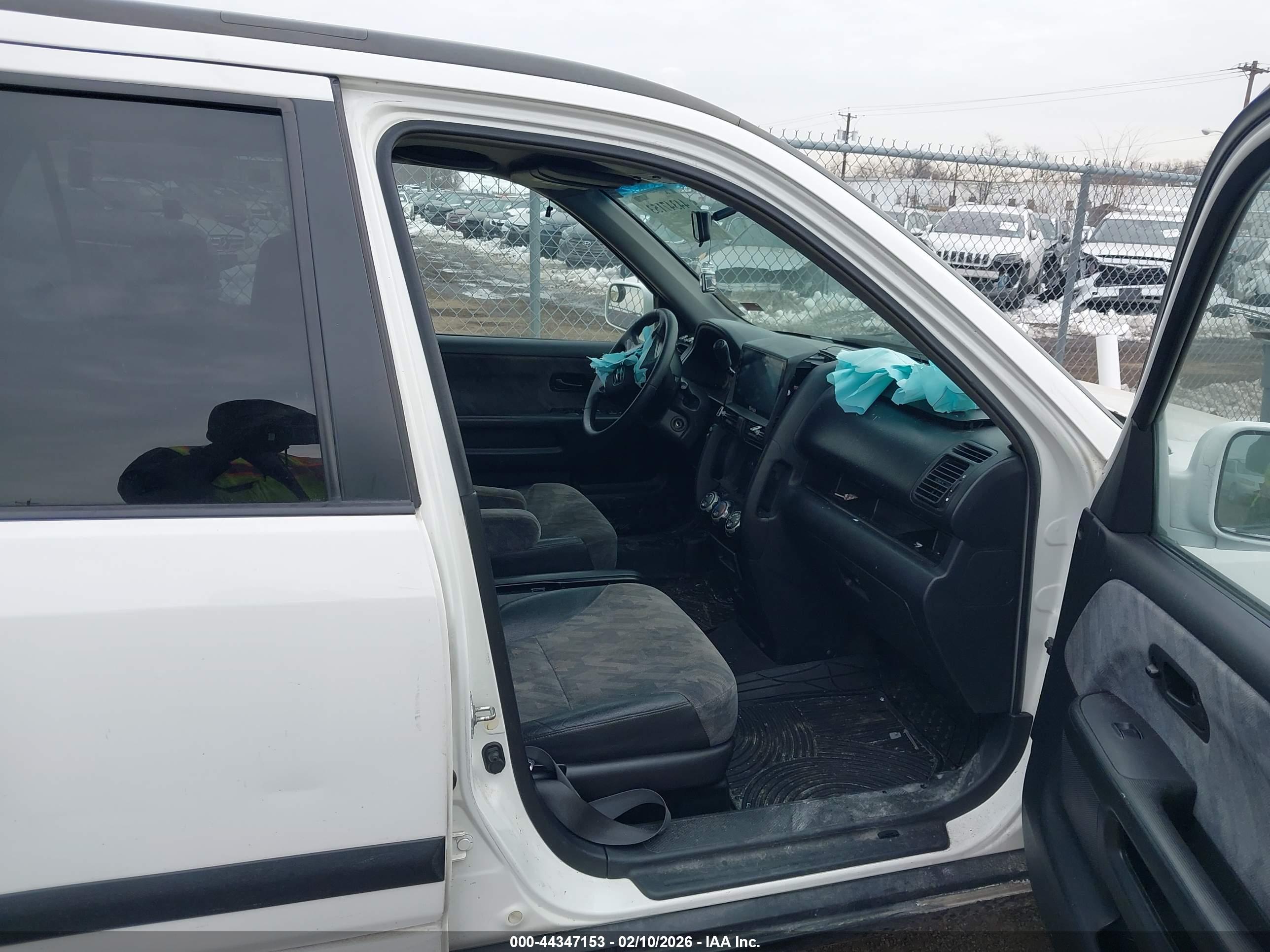 HONDA CR-V image 5